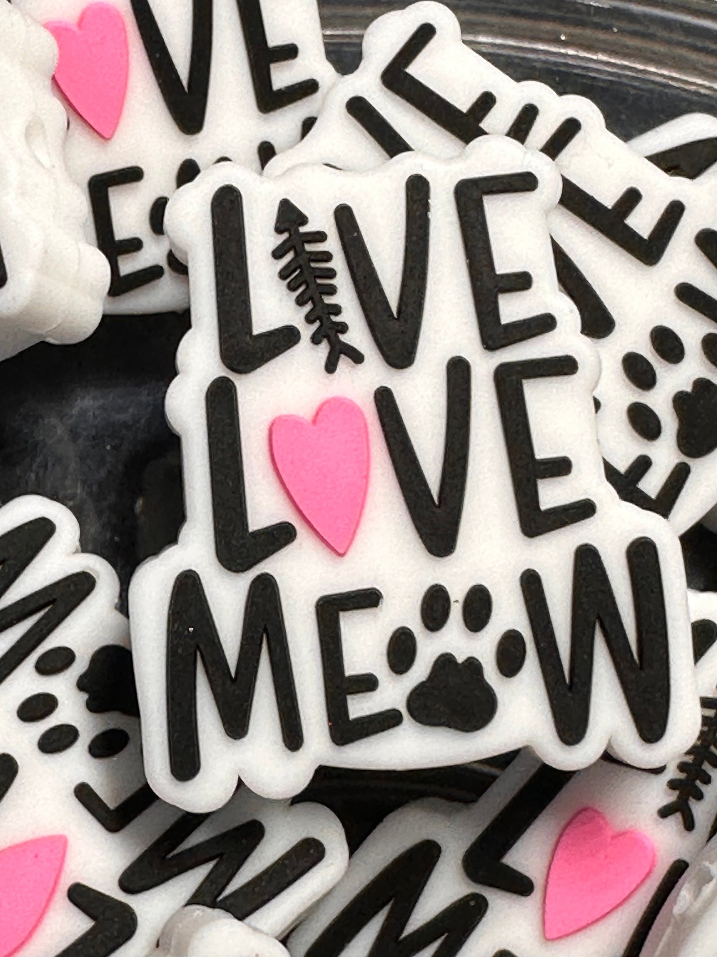 Live love meow Focal Bead/ beadable pen/ Silicone bead/ keychain bead/DIY/cat/