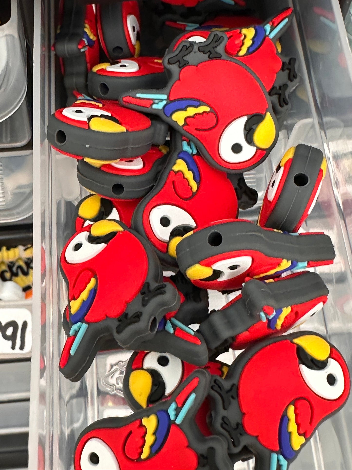 Parrot bird beads/ Focal Bead/ beadable pen/ Silicone bead/ keychain bead/ pet / parrot/ pirate