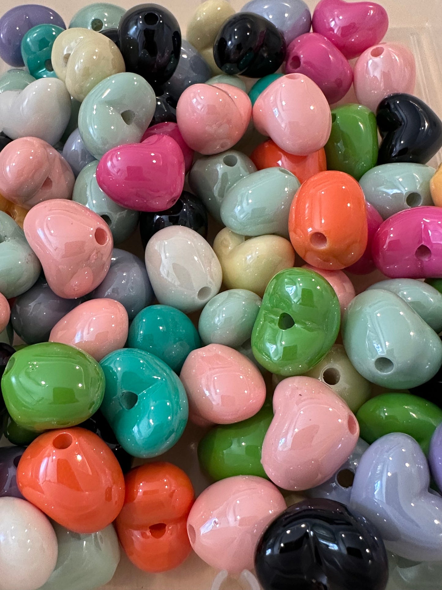 Heart beads/ Mixed colors of loose acrylic beads/pen beading/jewelry DIY/Ten (10) hearts included