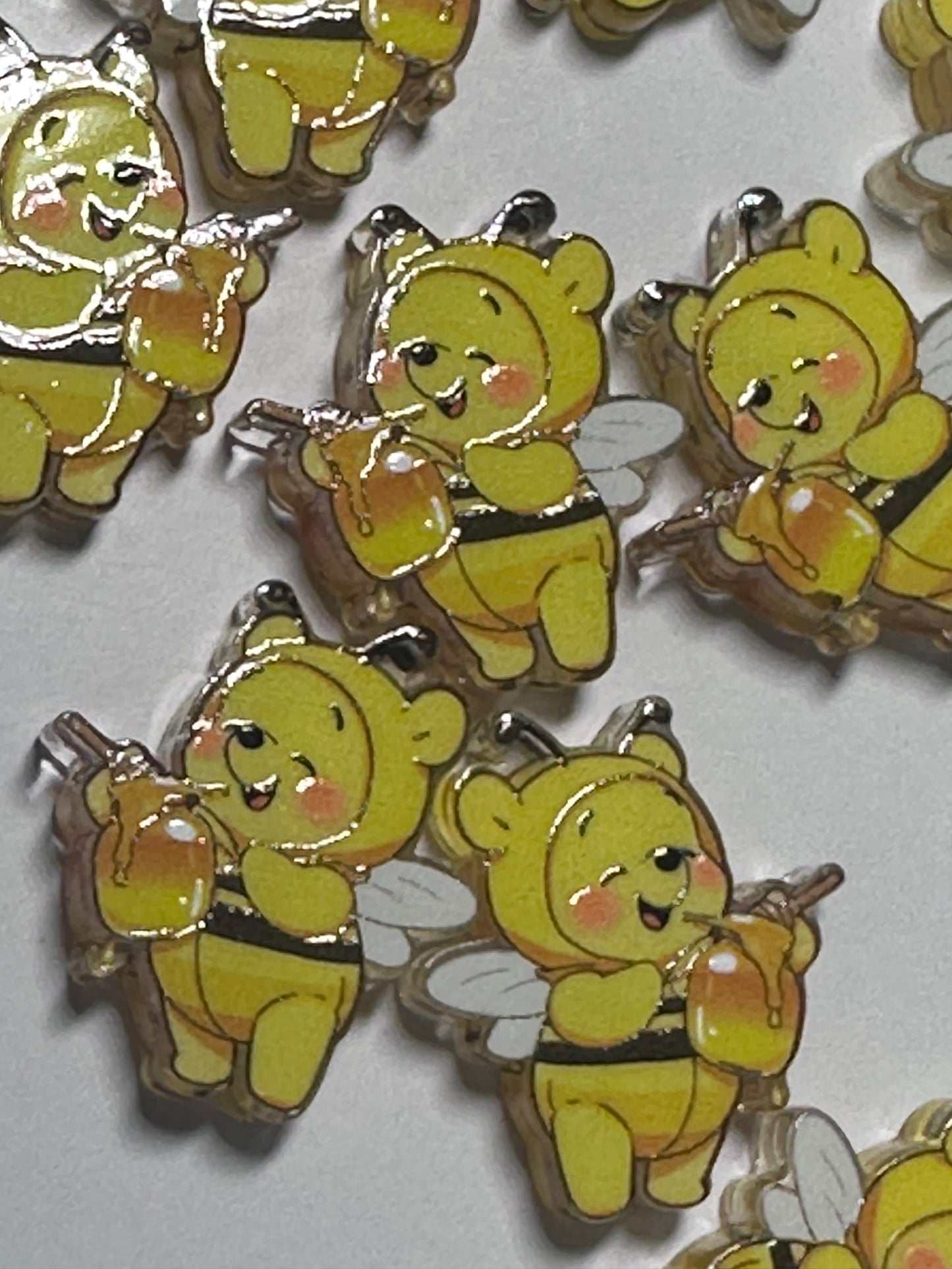 Honey bear in bee outfit acrylic focal bead- set of 2/ focal bead/ pen beading / keychain bead /so cute