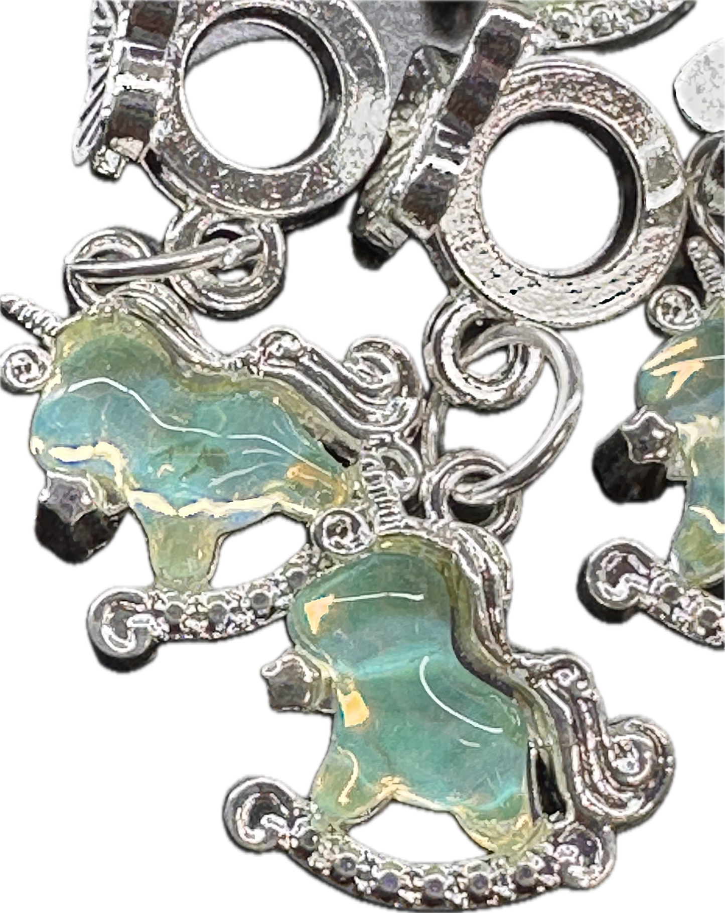 Unicorn Rocking Horse Bail Beads – Butterfly Bail Beads Charms for DIY Beaded Pens, Jewelry, and Crafts
(Sold in 1 or Set of 5)Pink,Purple,Blue,White,and Green