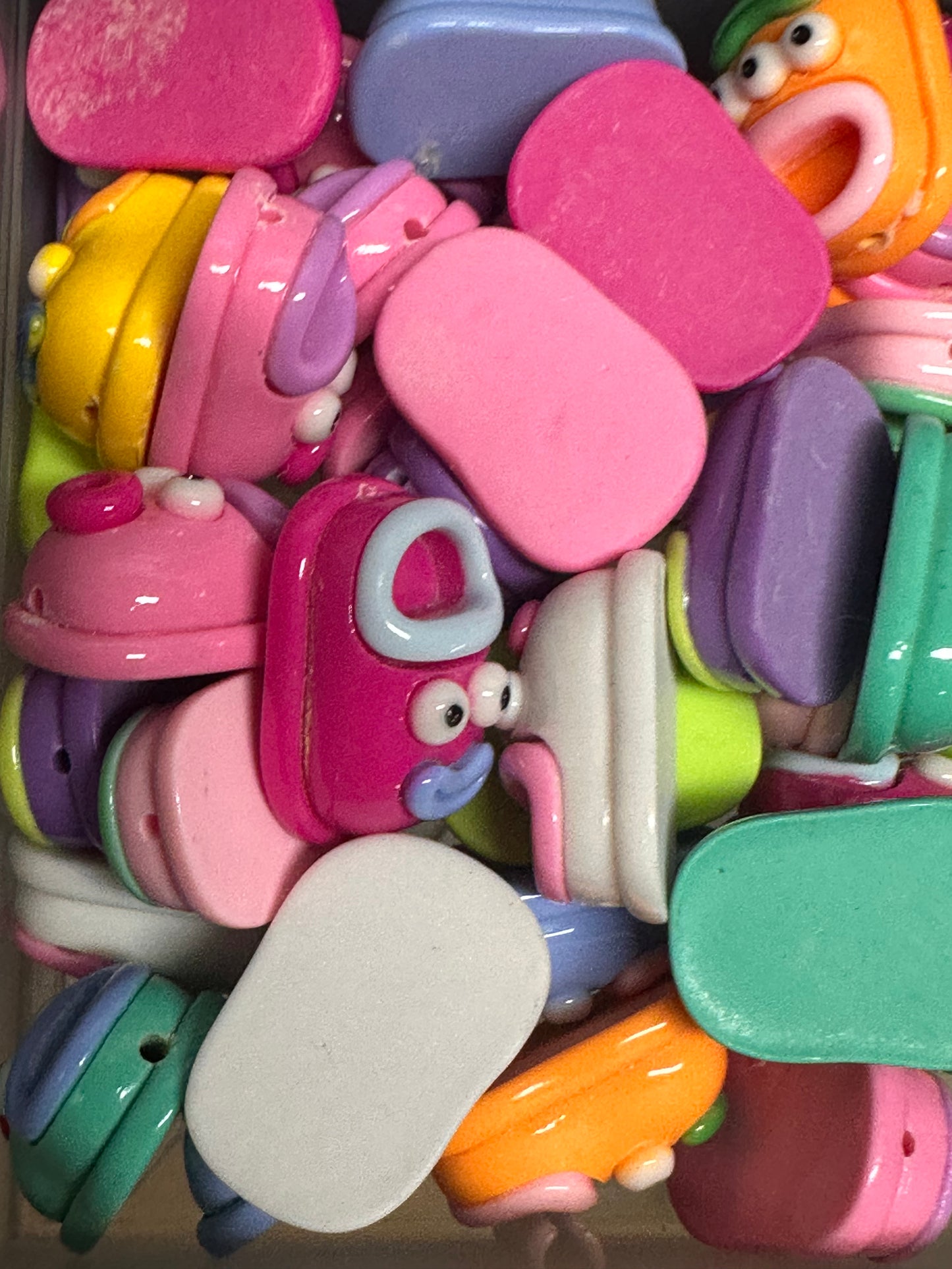 Colorful Acrylic Shoe Focal Beads – 5 per Set