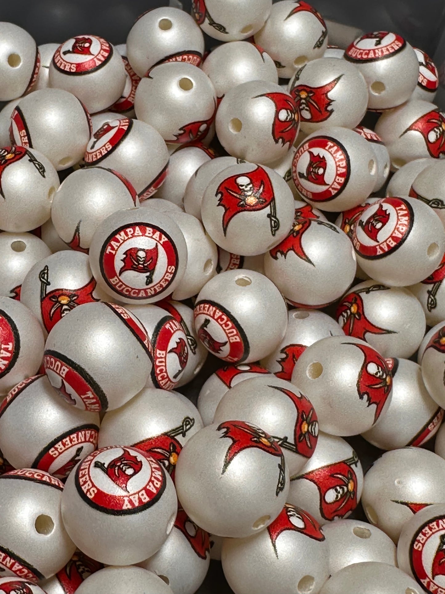 Acrylic Tampa Bay Buccaneers football on satin white beads/ sports team bead/ beadable pen/ keychain bead/16 mm/10 beads included/2 designs