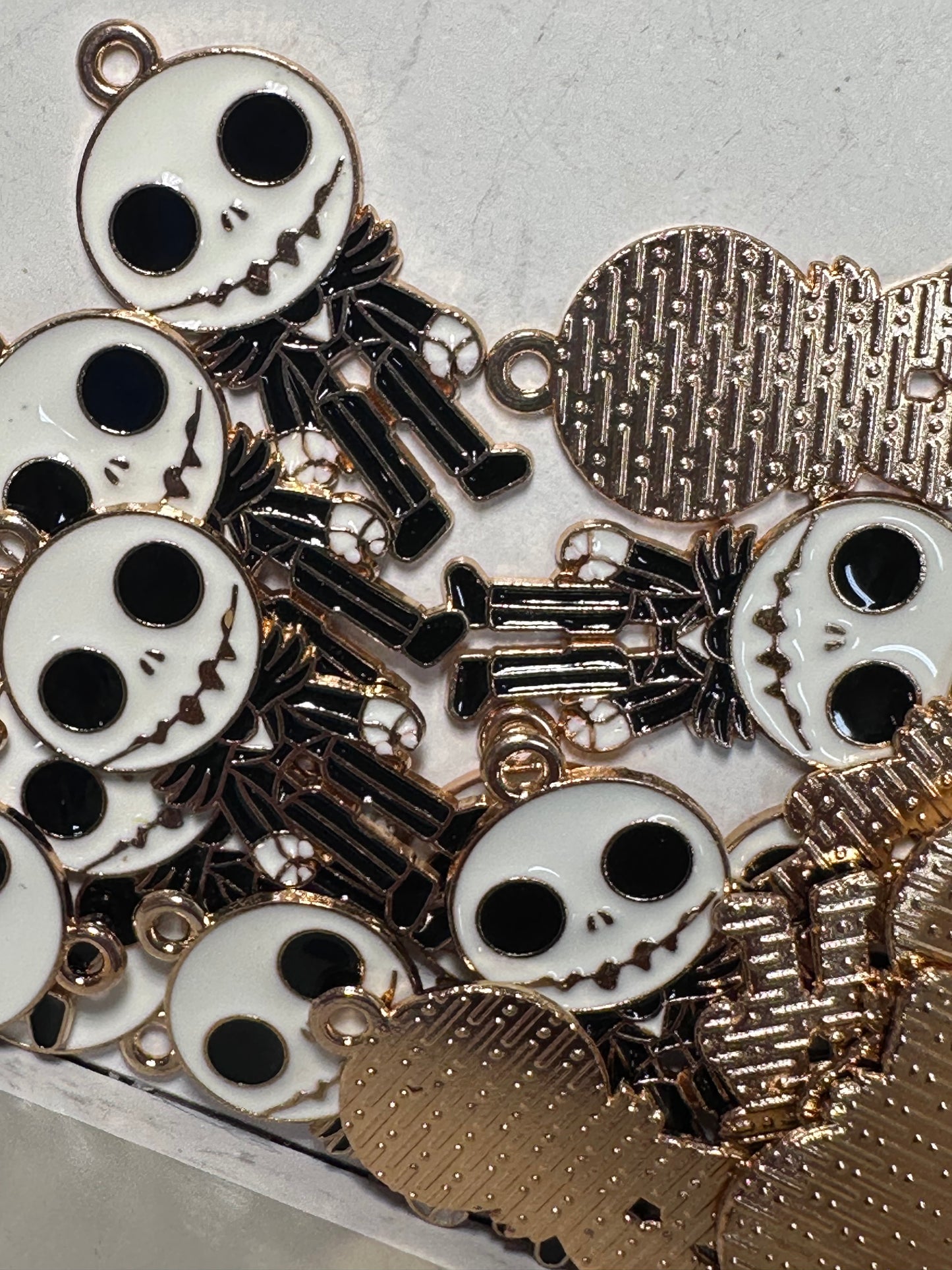 Halloween Christmas guy enamel metal charms/ DIY charm bracelet/ DIY necklace/