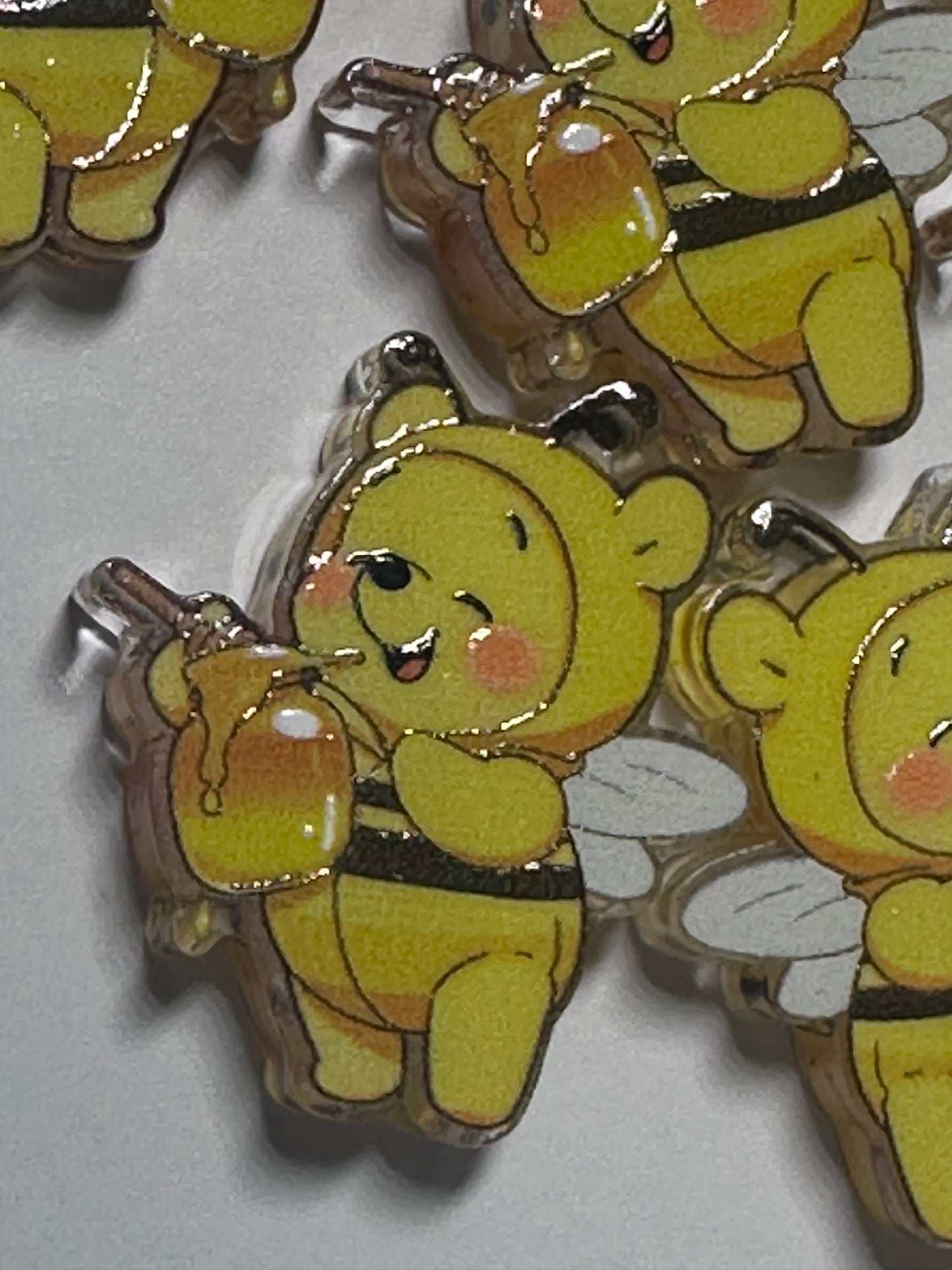 Honey bear in bee outfit acrylic focal bead- set of 2/ focal bead/ pen beading / keychain bead /so cute