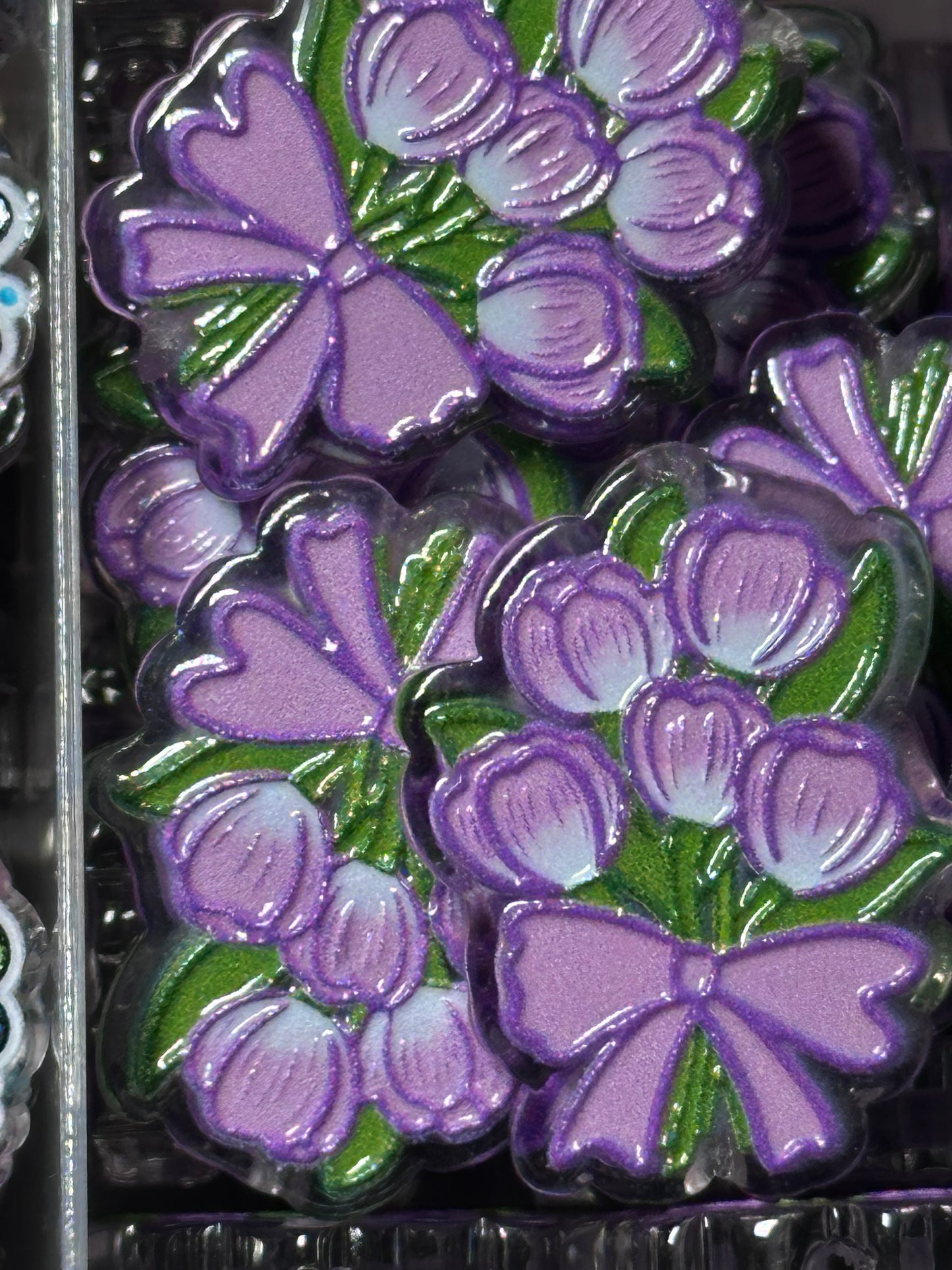 Purple Tulips acrylic focal bead- set of 2/ focal bead/ pen beading / keychain bead/ Flower Bouquet