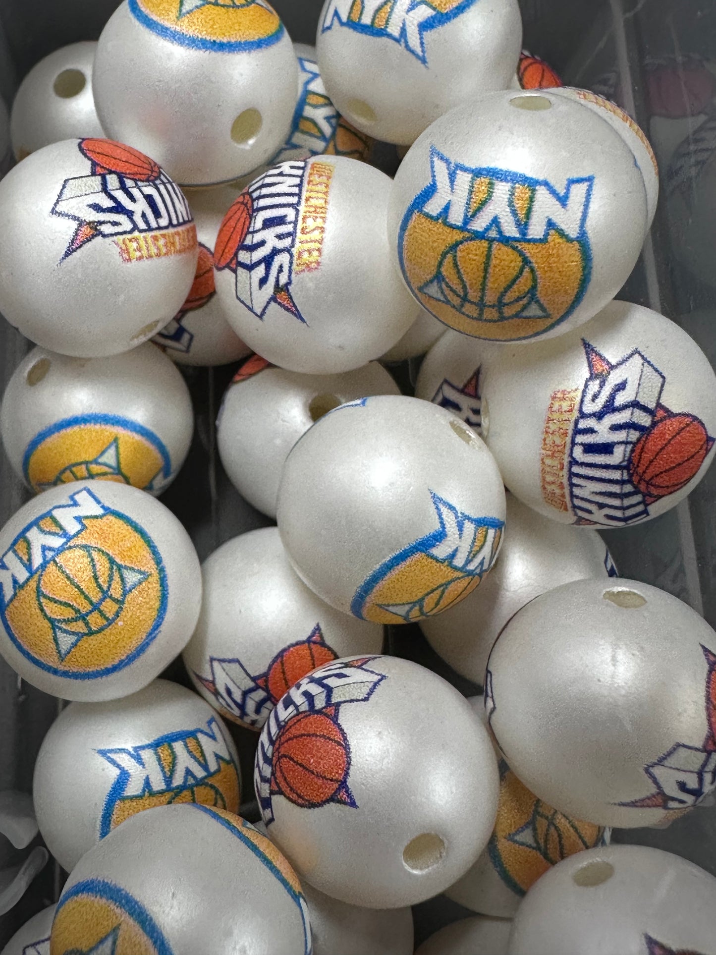 NY Knicks basketball Sports 16mm Sports Print Beads • Set of 10 • Great for Pens, Keychains & Crafts-