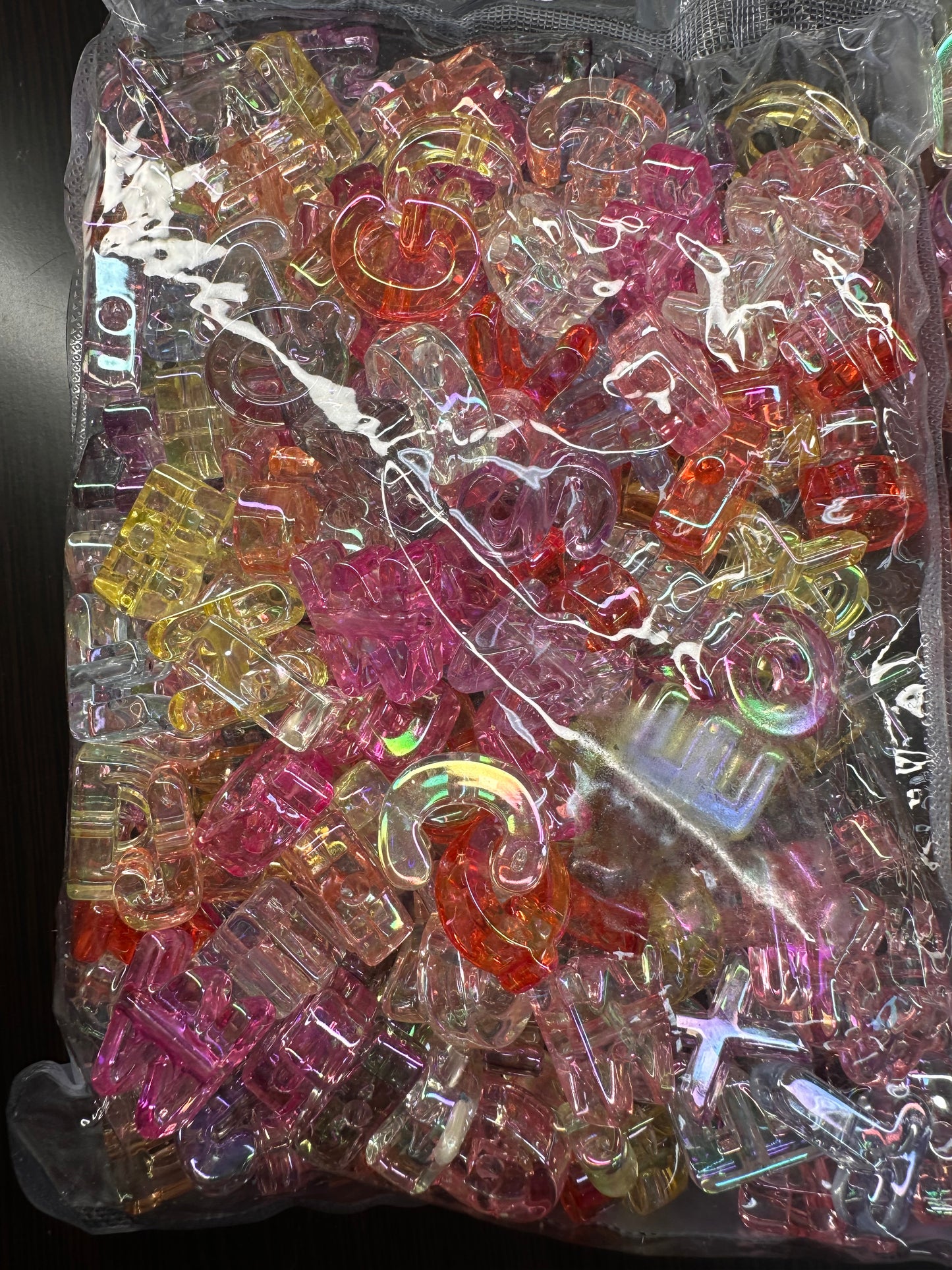 Plastic Letter Beads – Bulk Bag of Mixed A–Z Alphabet Beads (Vertical Hole, Multi-Color Mix) over 150 mixed colors glossy alphabet