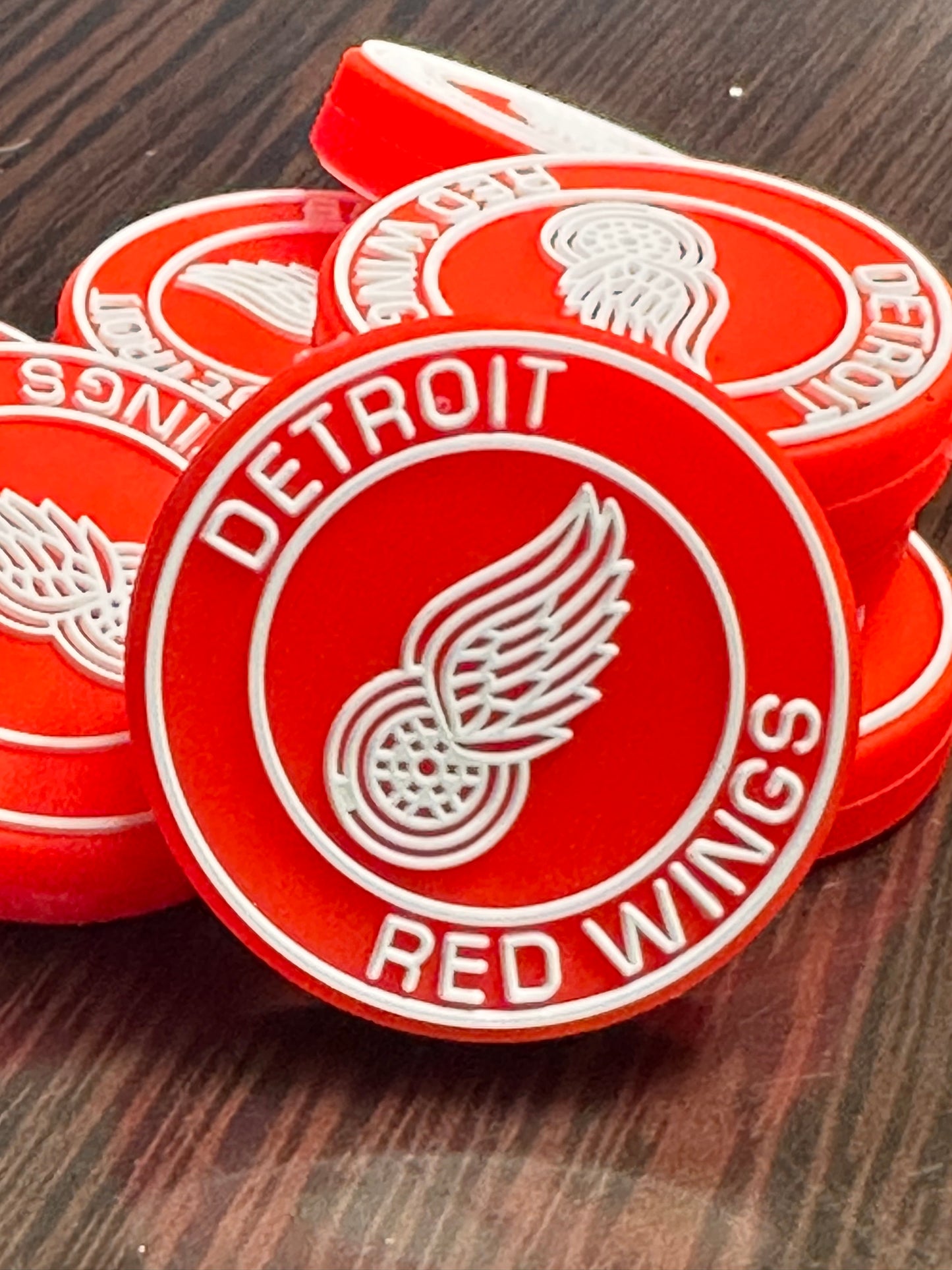 Detroit Red Wings focal bead / round focal/ ice hockey team