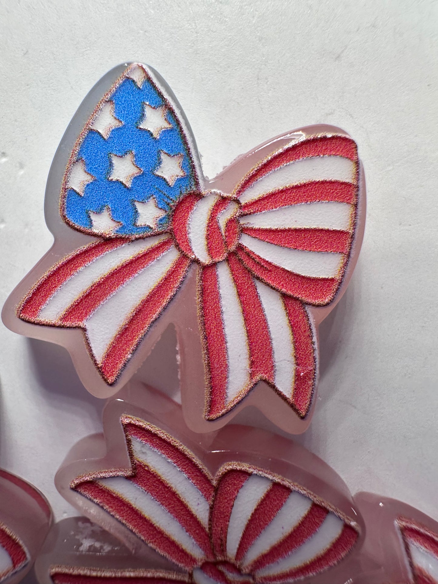 American flag bow design acrylic focal bead- set of 2/ focal bead/ pen beading / keychain bead