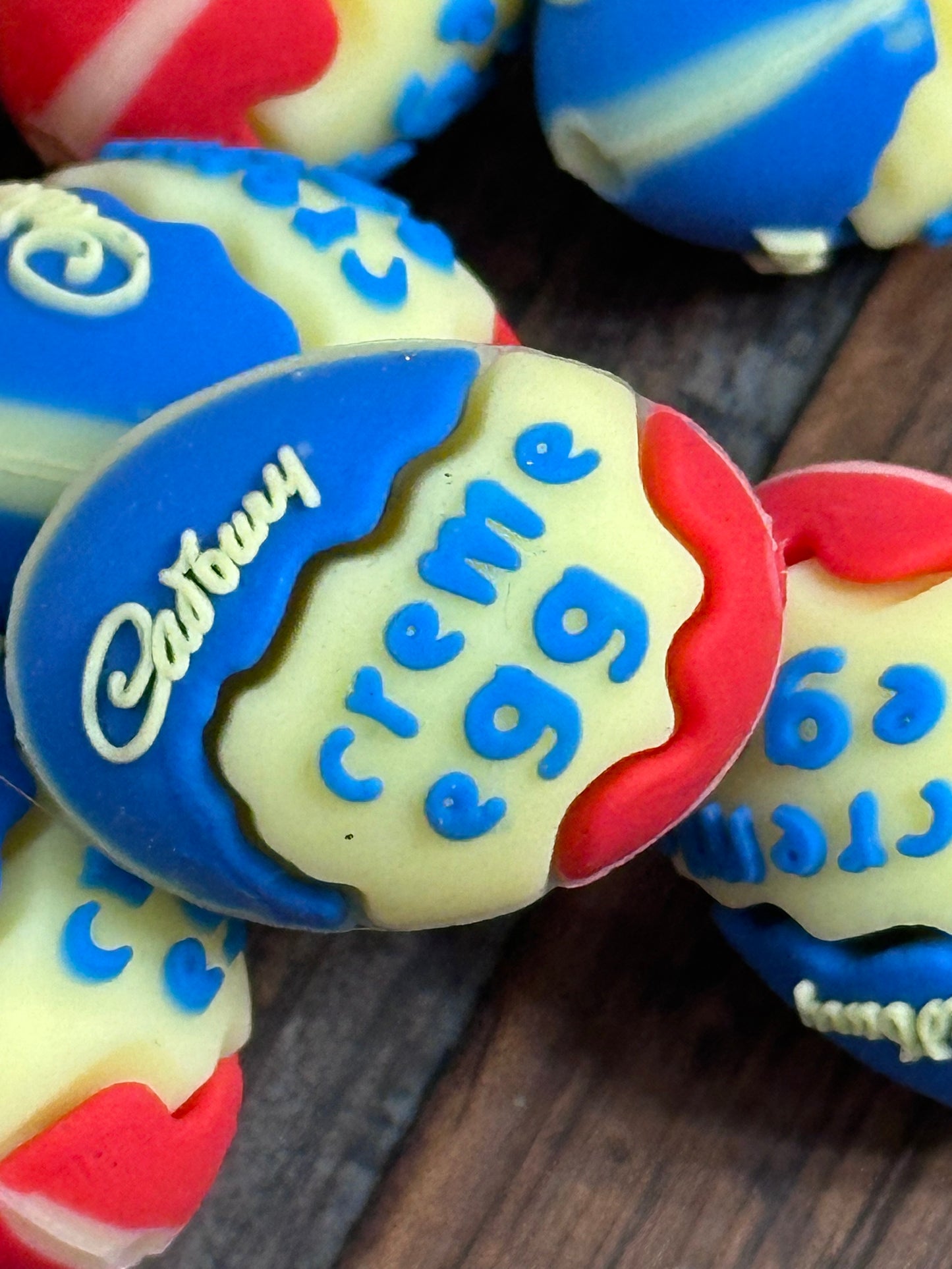 3D Easter egg candy focal bead/ silicone bead/ pen beading/ DIY/ Easter egg/ chocolate