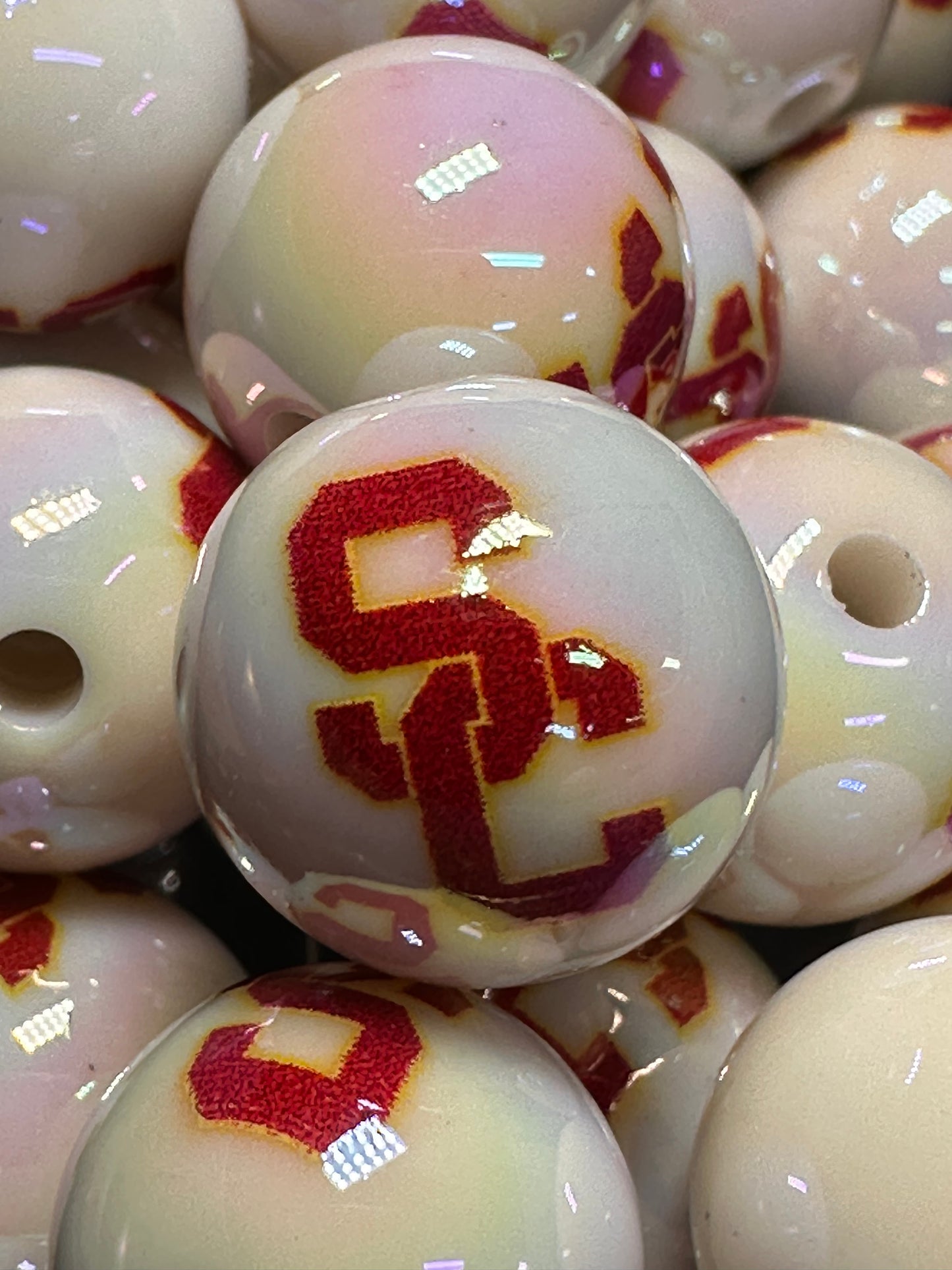 Acrylic college football on glossy white beads/ sports team bead/ beadable pen/ keychain bead/16 mm-set of 10