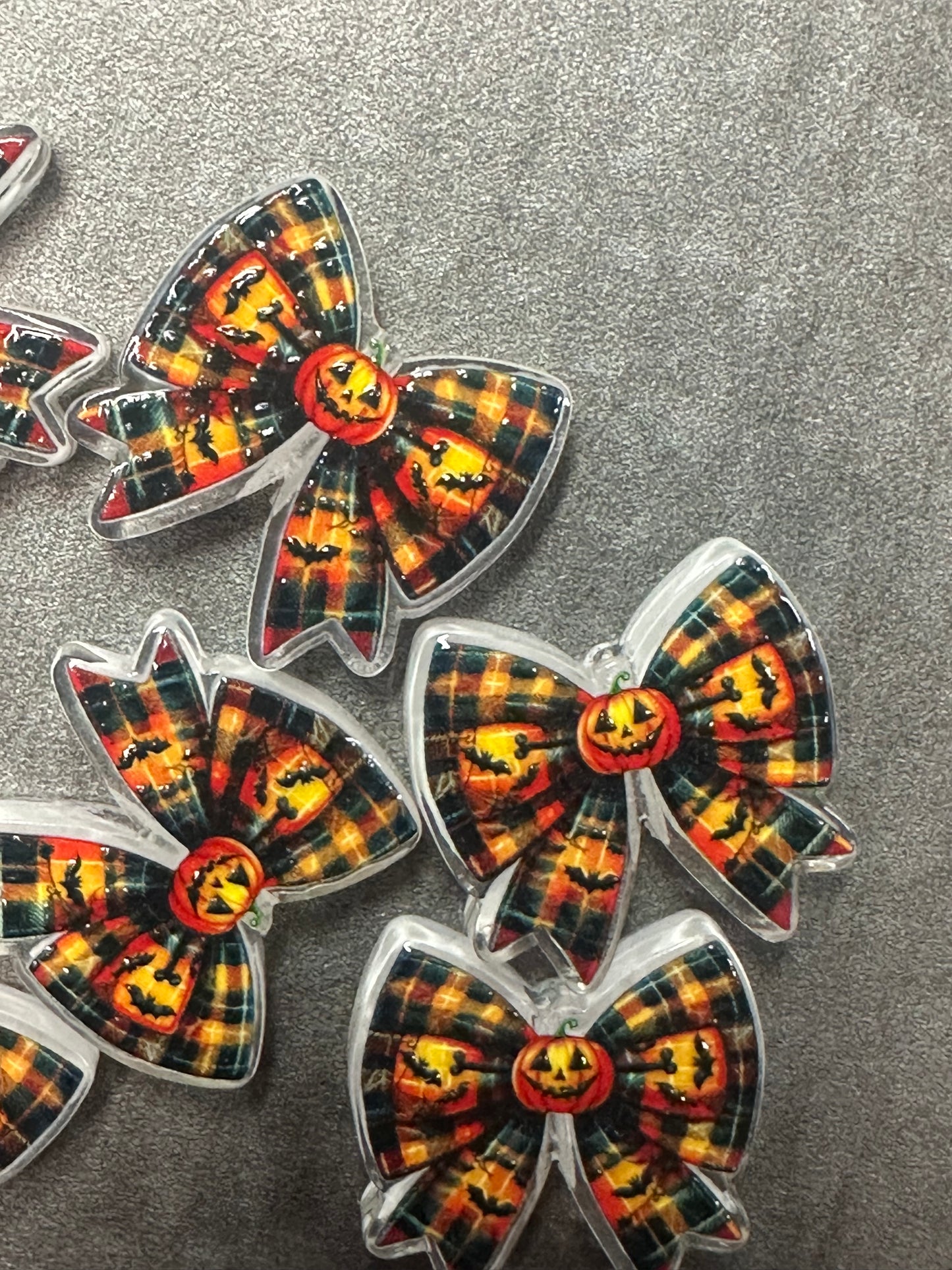 Halloween bow acrylic focal bead- set of 2/ focal bead/ pen beading / keychain bead/