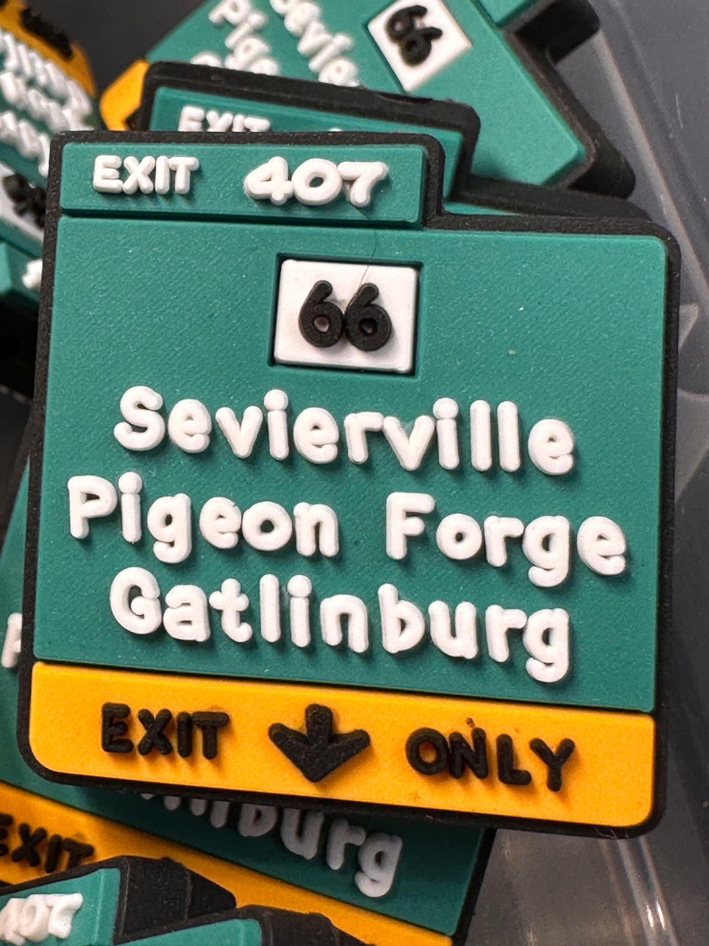 Sevierville Tennessee focal bead / Pigeon Forge/ Dollywood/mountains/gatlinburg/Smoky Mountains/ Ober