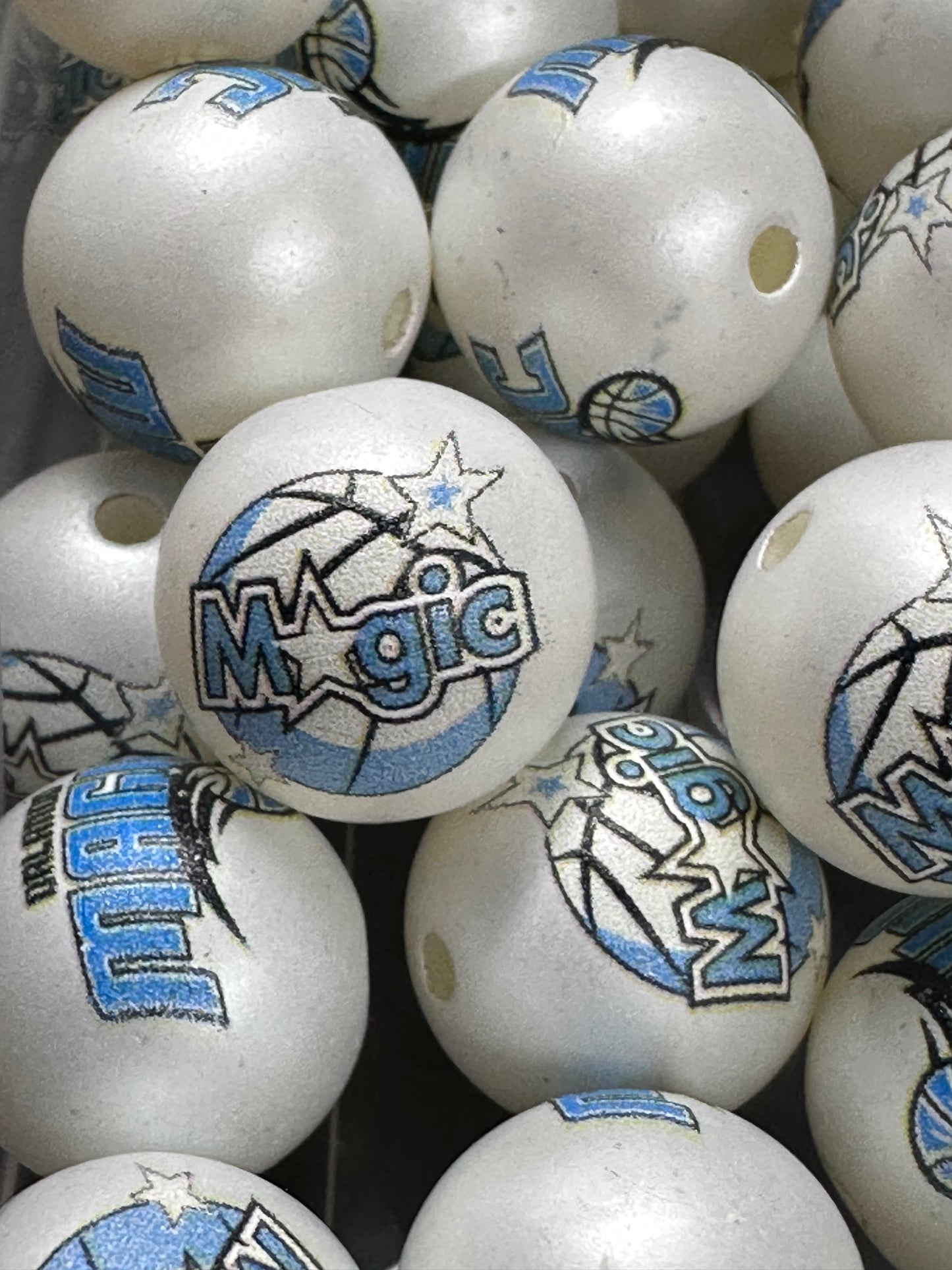 Magic basketball -16mm Sports Print Beads • Set of 10 • Great for Pens, Keychains & Crafts-