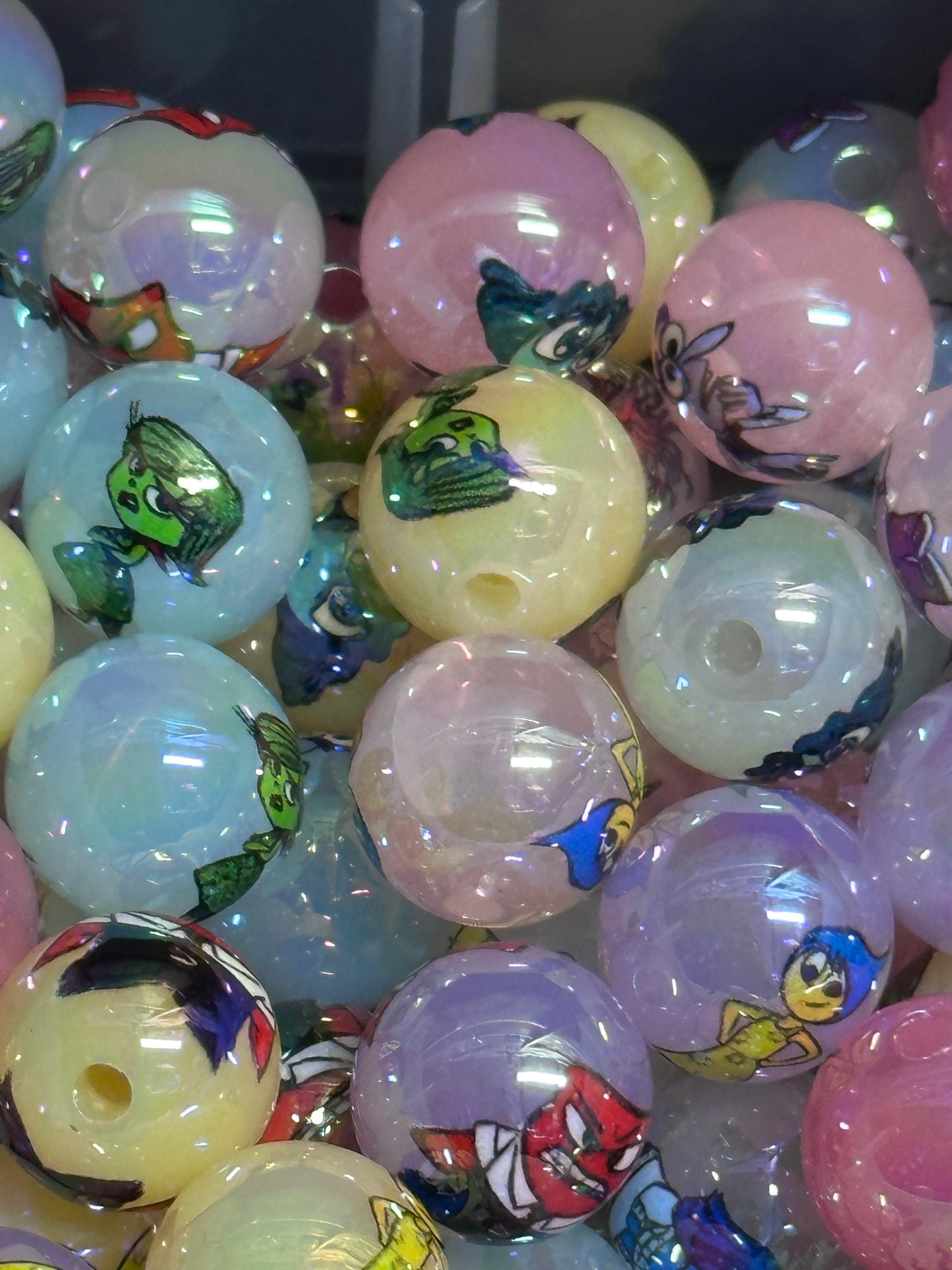 Movie beads/ Ten (10) included/16mm Bead/ beadable pen/ jewelry/ keychain/