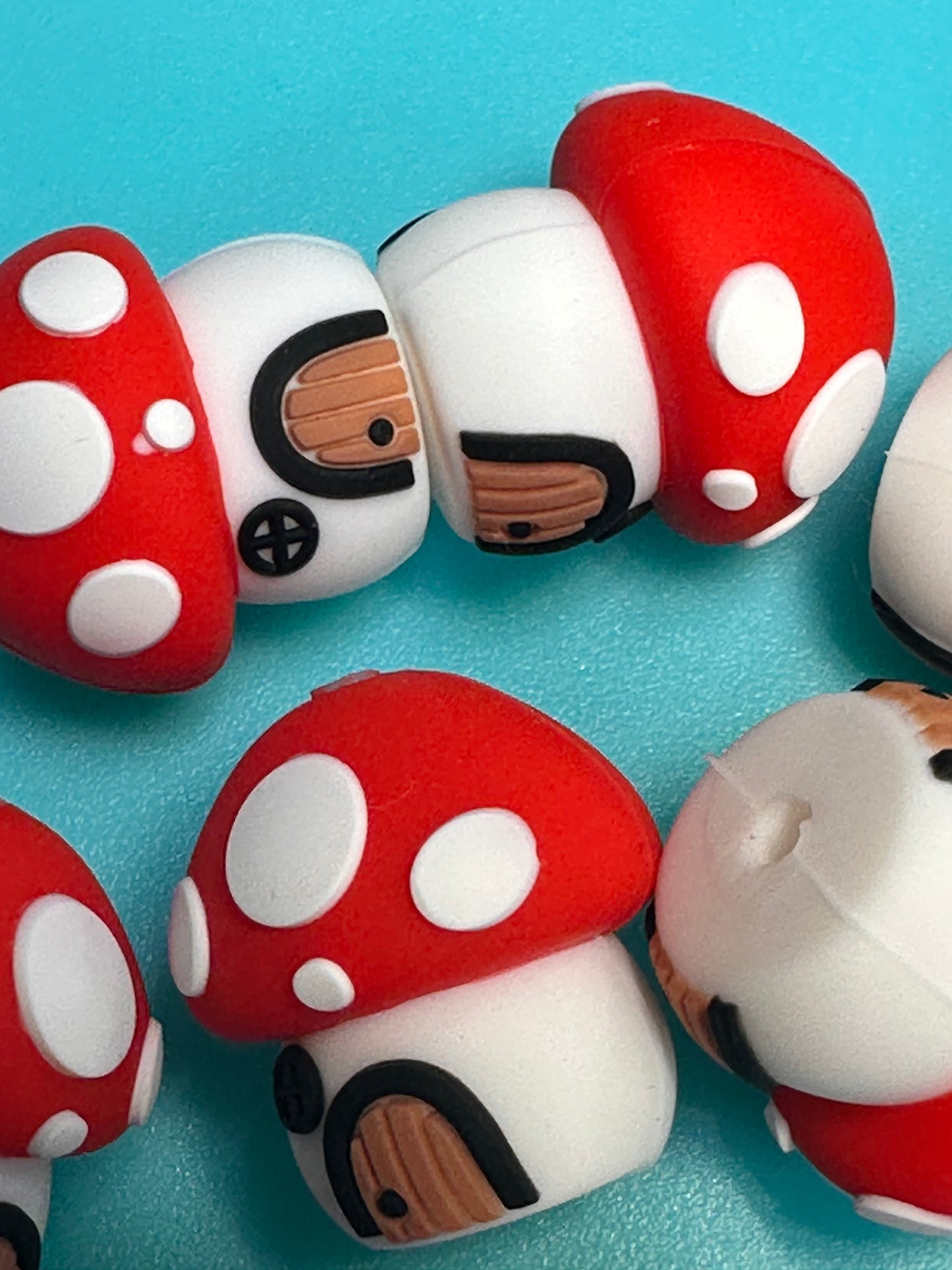 3D mushroom silicone focal bead/