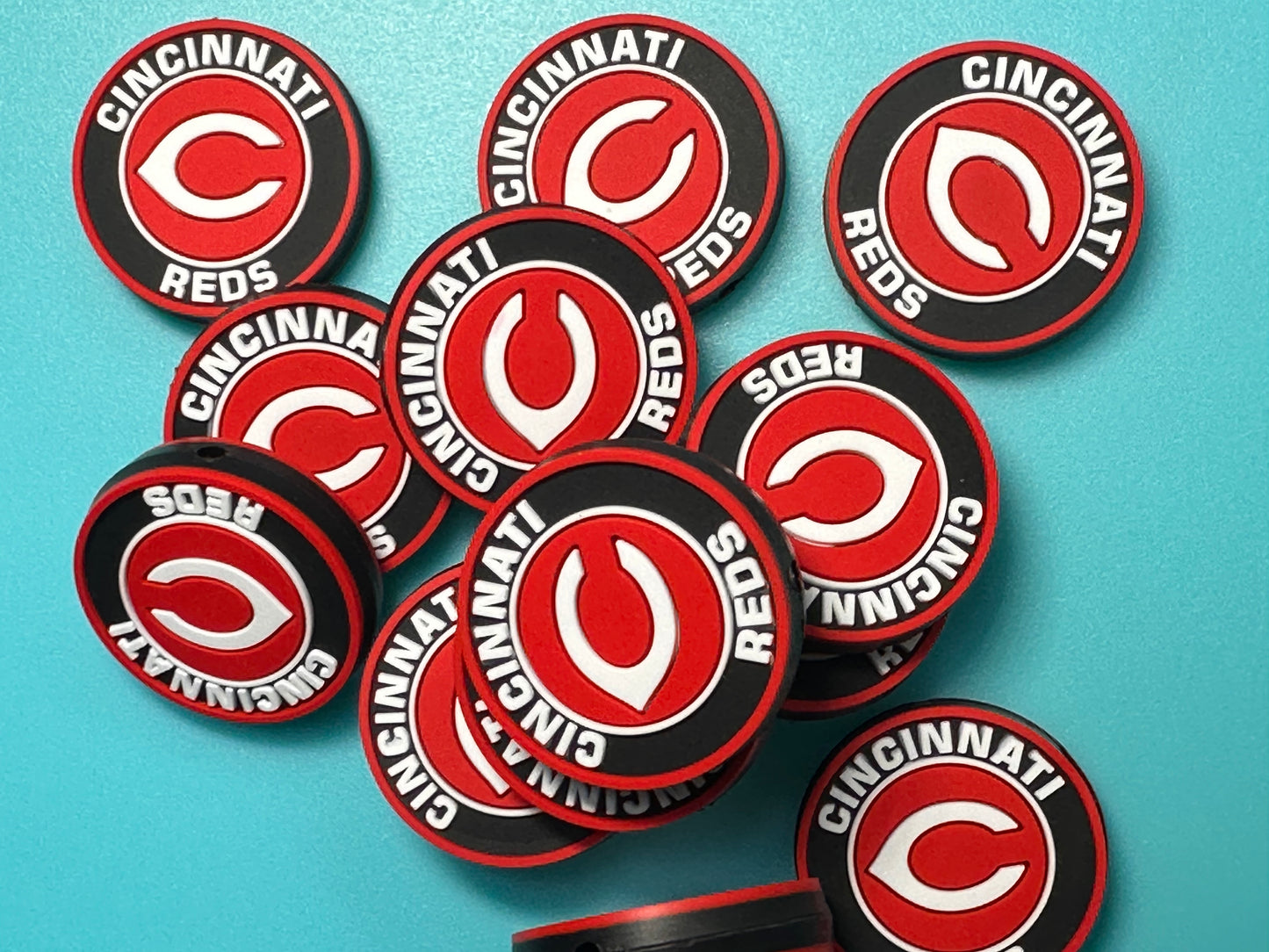 Cincinnati Reds baseball team focal bead/ baseball/