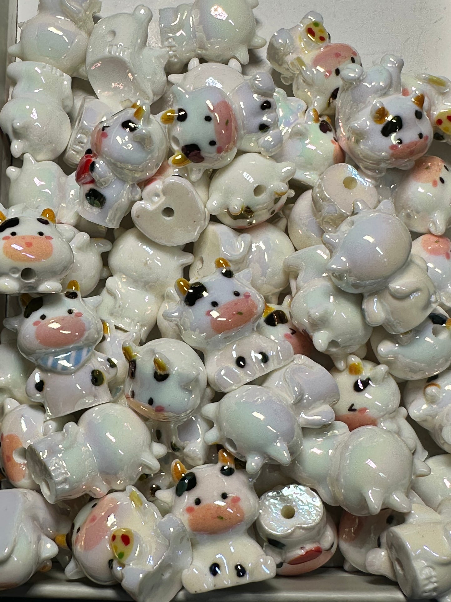 Five (5) acrylic 3D cow shaped design beads included/ jewelry Bead/ beadable pen beads/ keychain bead/ DIY