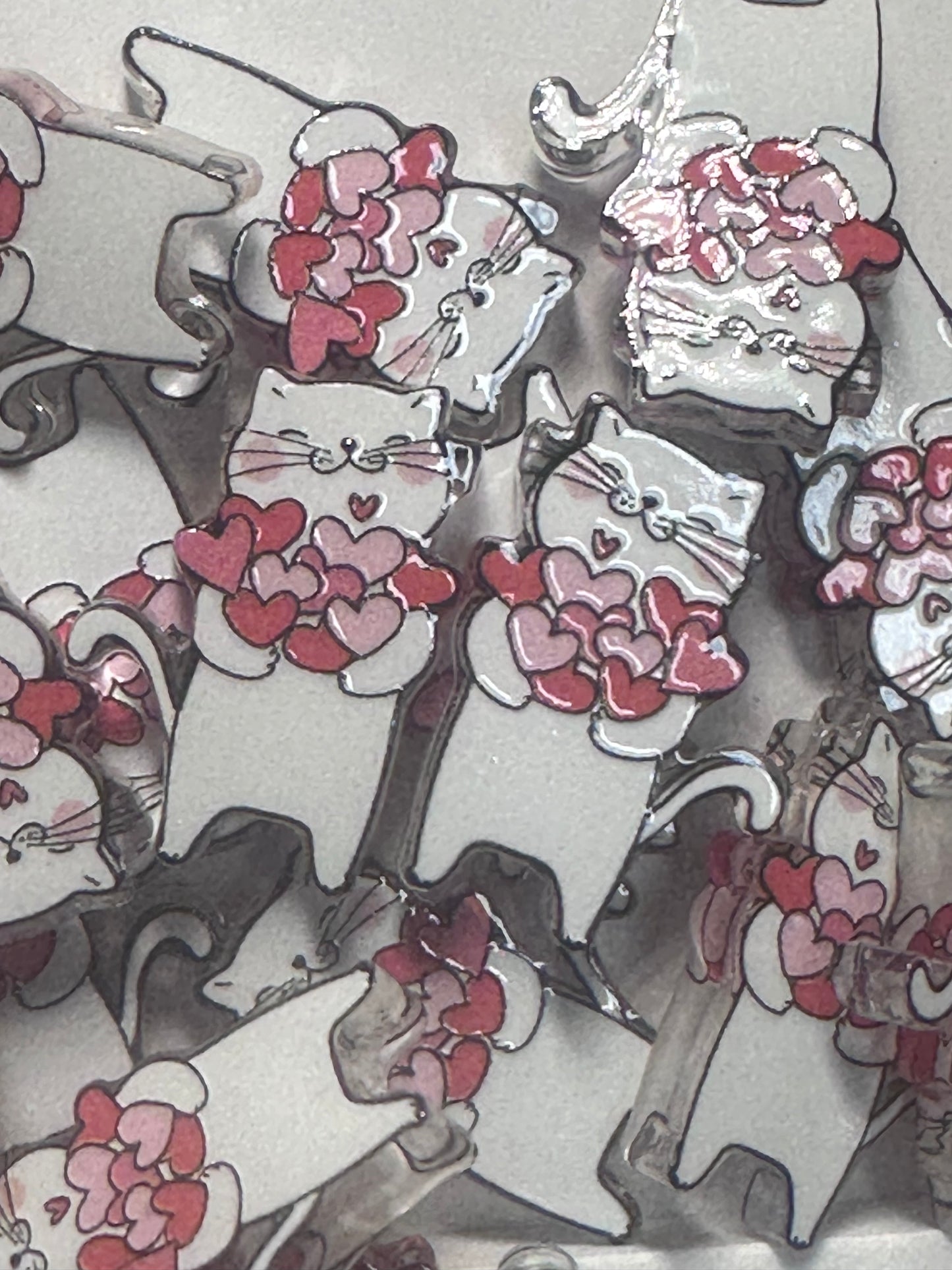 White cat holding hearts acrylic focal bead- set of 2/ focal bead/ pen beading / keychain bead