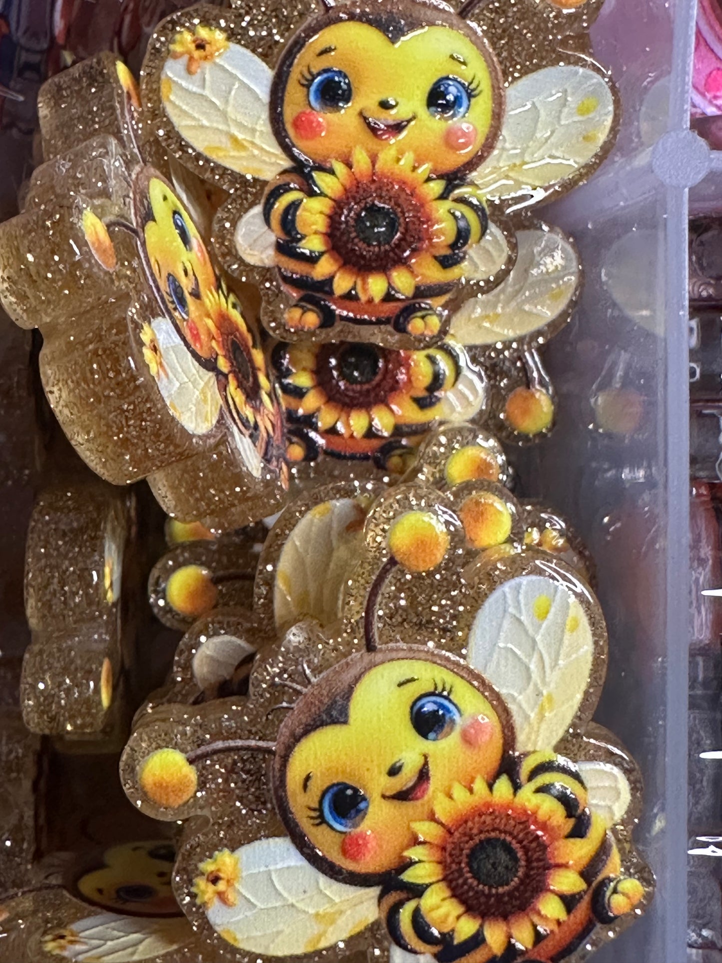 Bee acrylic focal bead- set of 2/ focal bead/ pen beading / keychain bead/