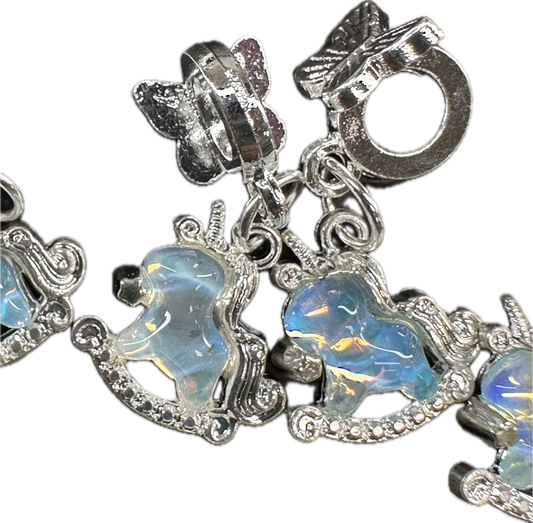 Unicorn Rocking Horse Bail Beads – Butterfly Bail Beads Charms for DIY Beaded Pens, Jewelry, and Crafts
(Sold in 1 or Set of 5)Pink,Purple,Blue,White,and Green