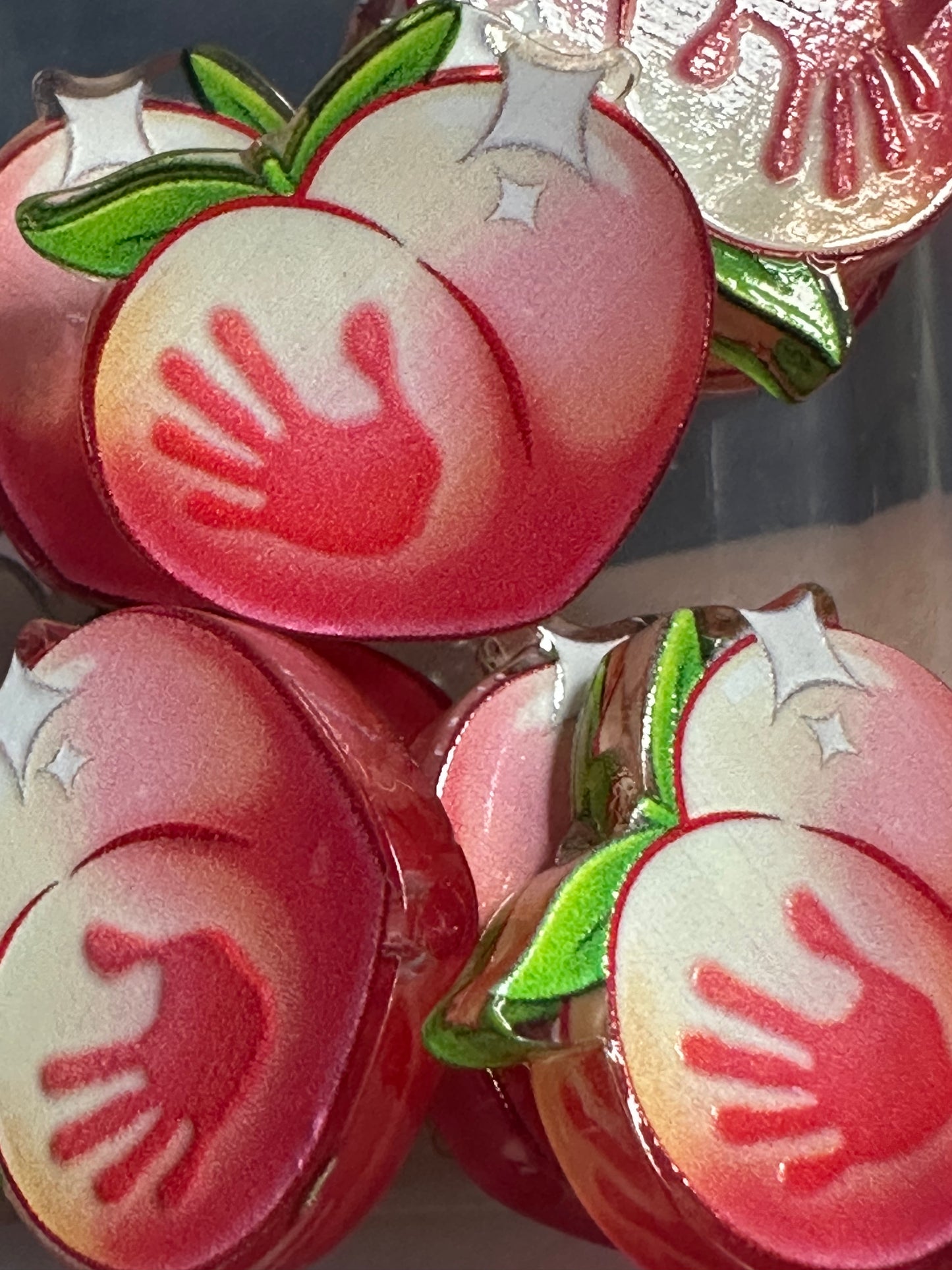 Peach booty acrylic focal bead- set of 2/ focal bead/ pen beading / keychain bead/ handprint 🖐🏻
