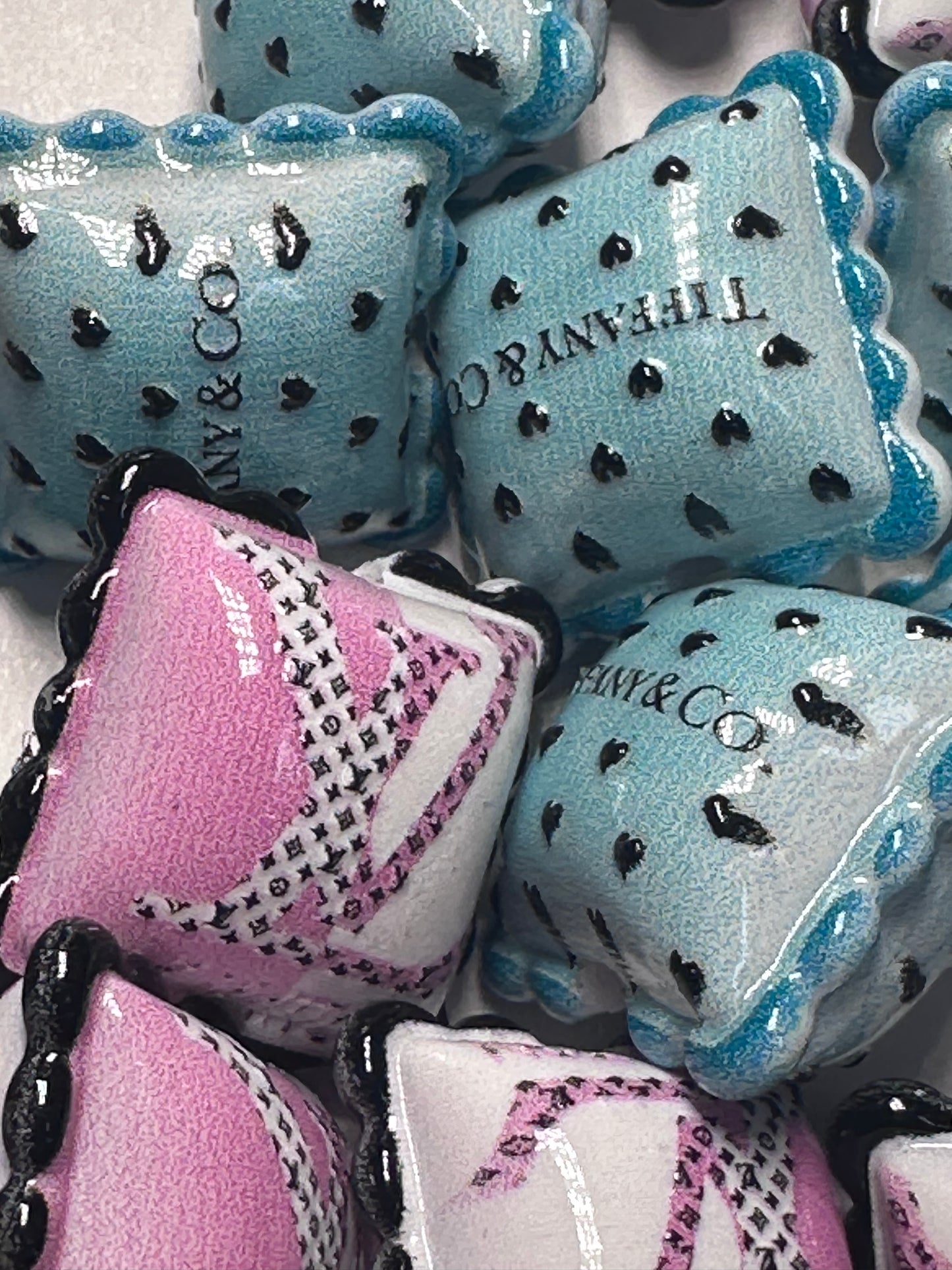 Design Pillow acrylic focal bead- set of 2/ focal bead/ pen beading / keychain bead/