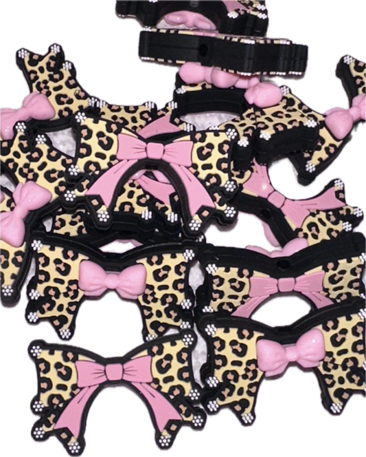 Leopard and pink Bow silicone focal bead/glittery bow
