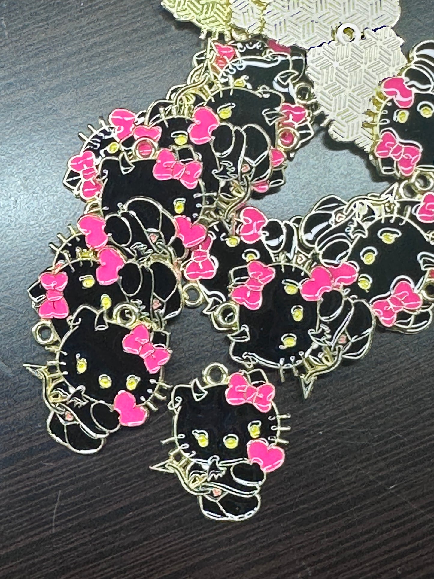 Black kitty with pink bow enamel metal charms// DIY charm bracelet/ DIY necklace