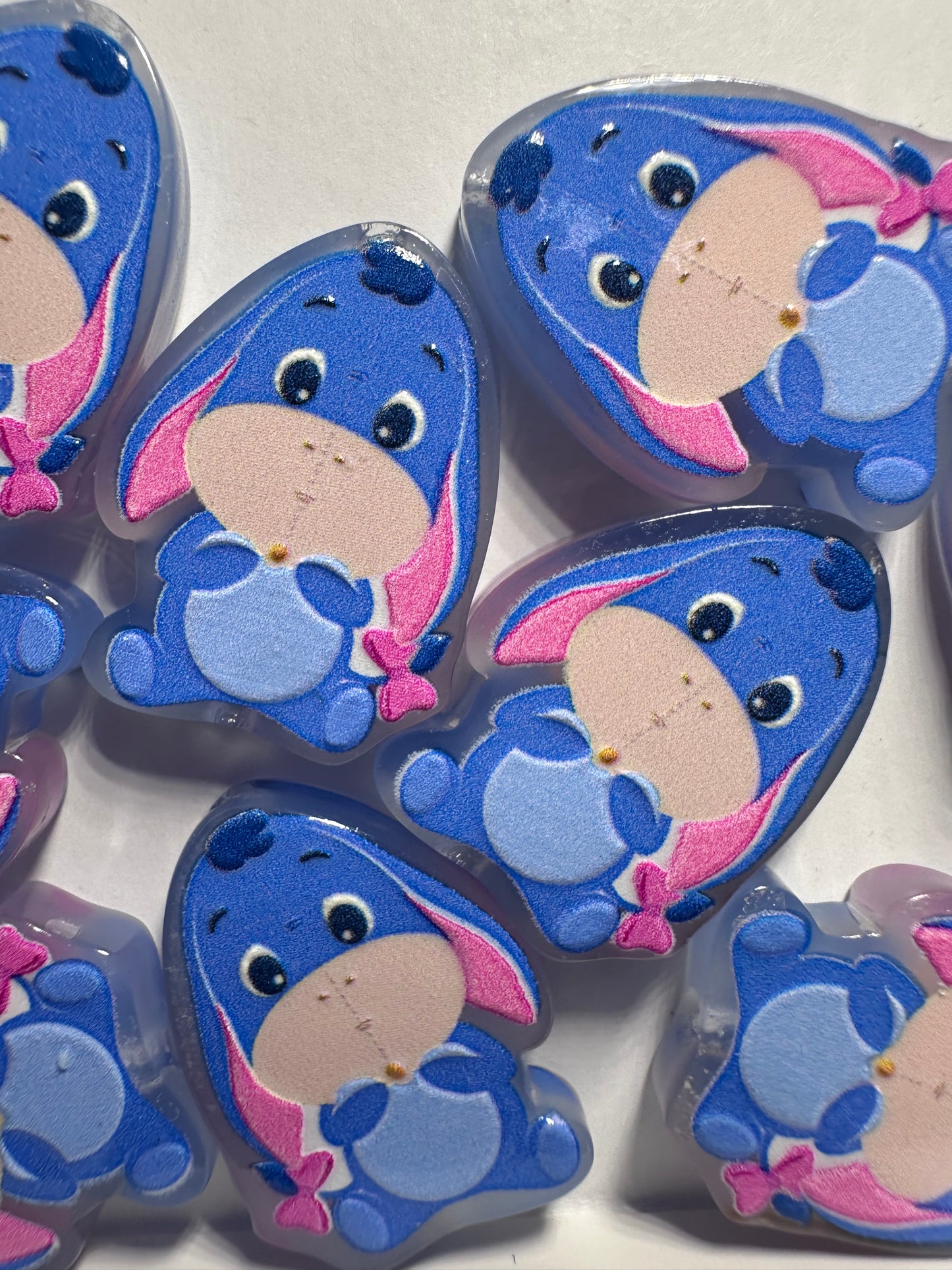 Famous elephant acrylic focal bead- set of 2/ focal bead/ pen beading / keychain bead/blue guy