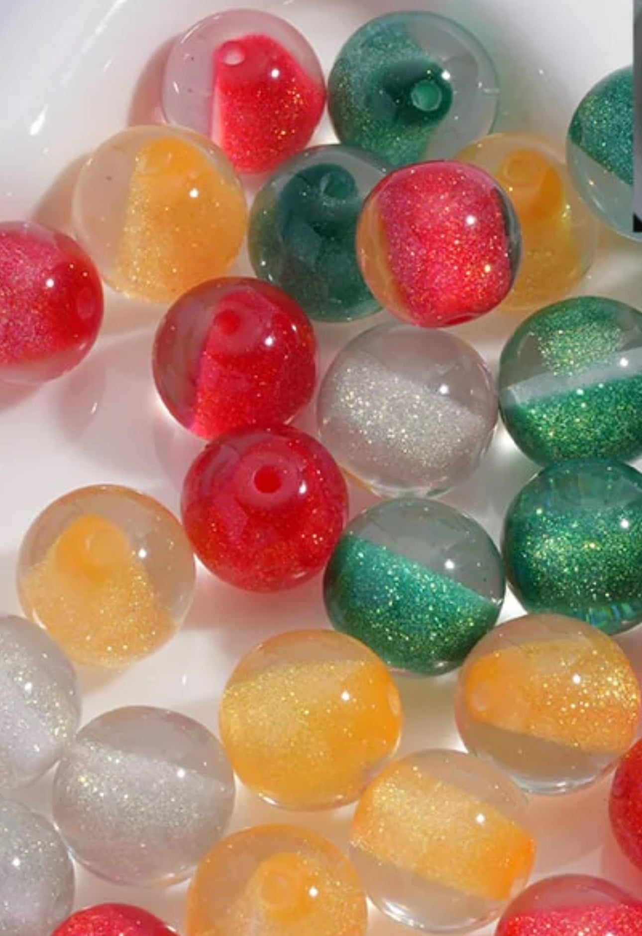 Christmas luminous glitter red, green, silver and gold beads/ beadable pen/ keychain bead/ Christmas bead/ set of 10 beads