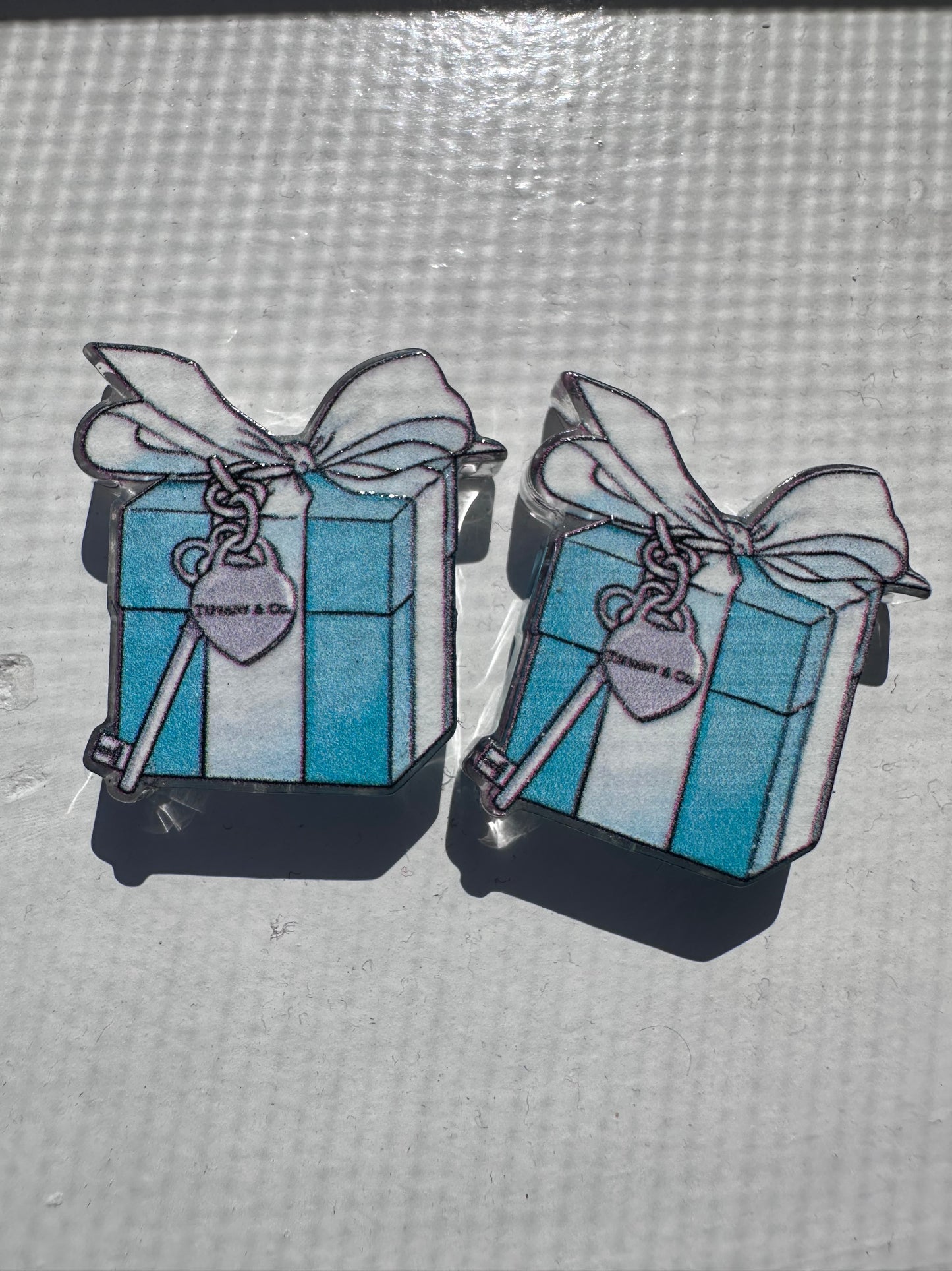Little blue gift box acrylic focal bead- set of 2/ focal bead/ pen beading / keychain bead /jewelry store