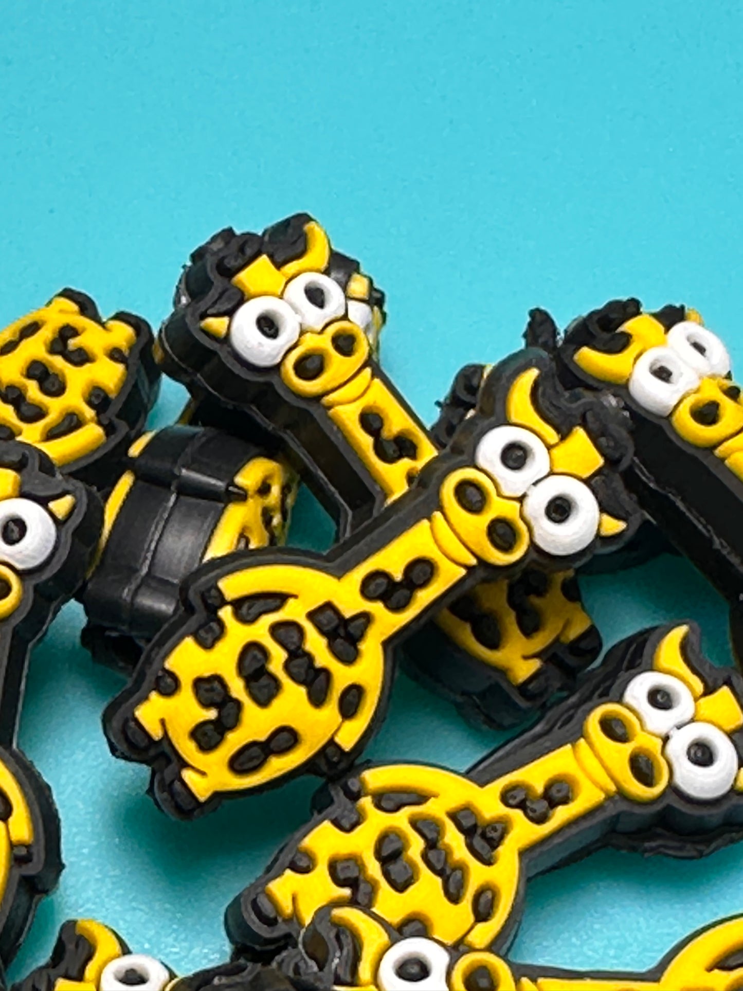 Giraffe Focal Bead/ beadable pen/ Silicone  bead/ animal/ keychain bead/ zoo