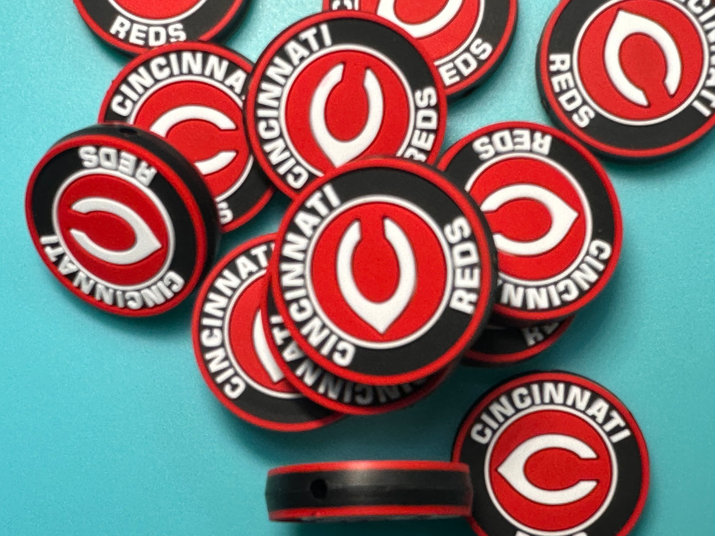 Cincinnati Reds baseball team focal bead/ baseball/