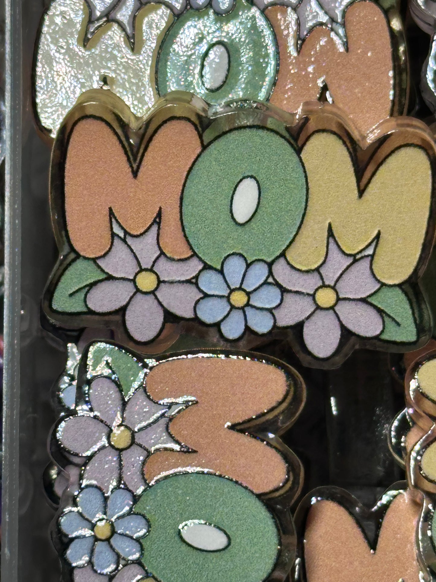 MOM acrylic focal bead- set of 2/ focal bead/ pen beading / keychain bead/ flowers/ Mothers Day