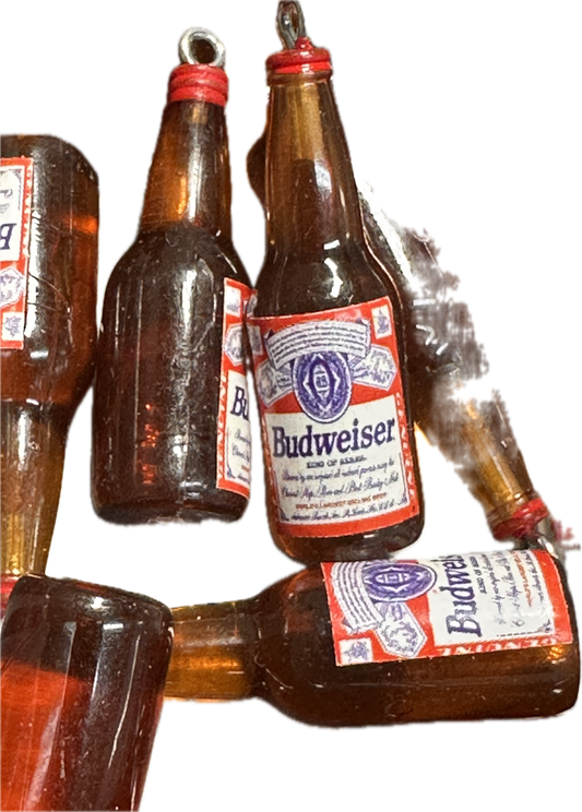 Mini Beer Bottle Charms – Resin Drink Beads for Keychains, Jewelry & DIY Crafts / red and white label