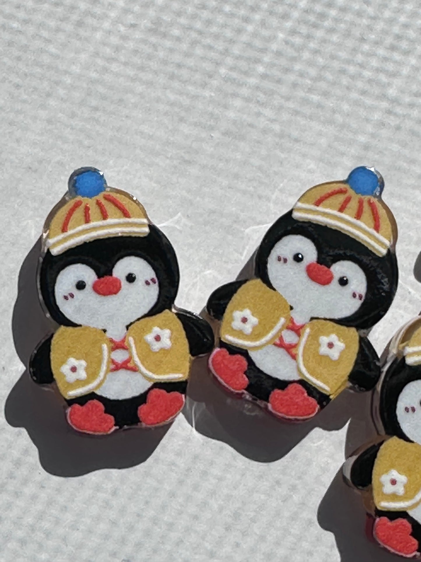 Cute penguin acrylic focal bead- set of 2/ focal bead/ pen beading / keychain bead/winter