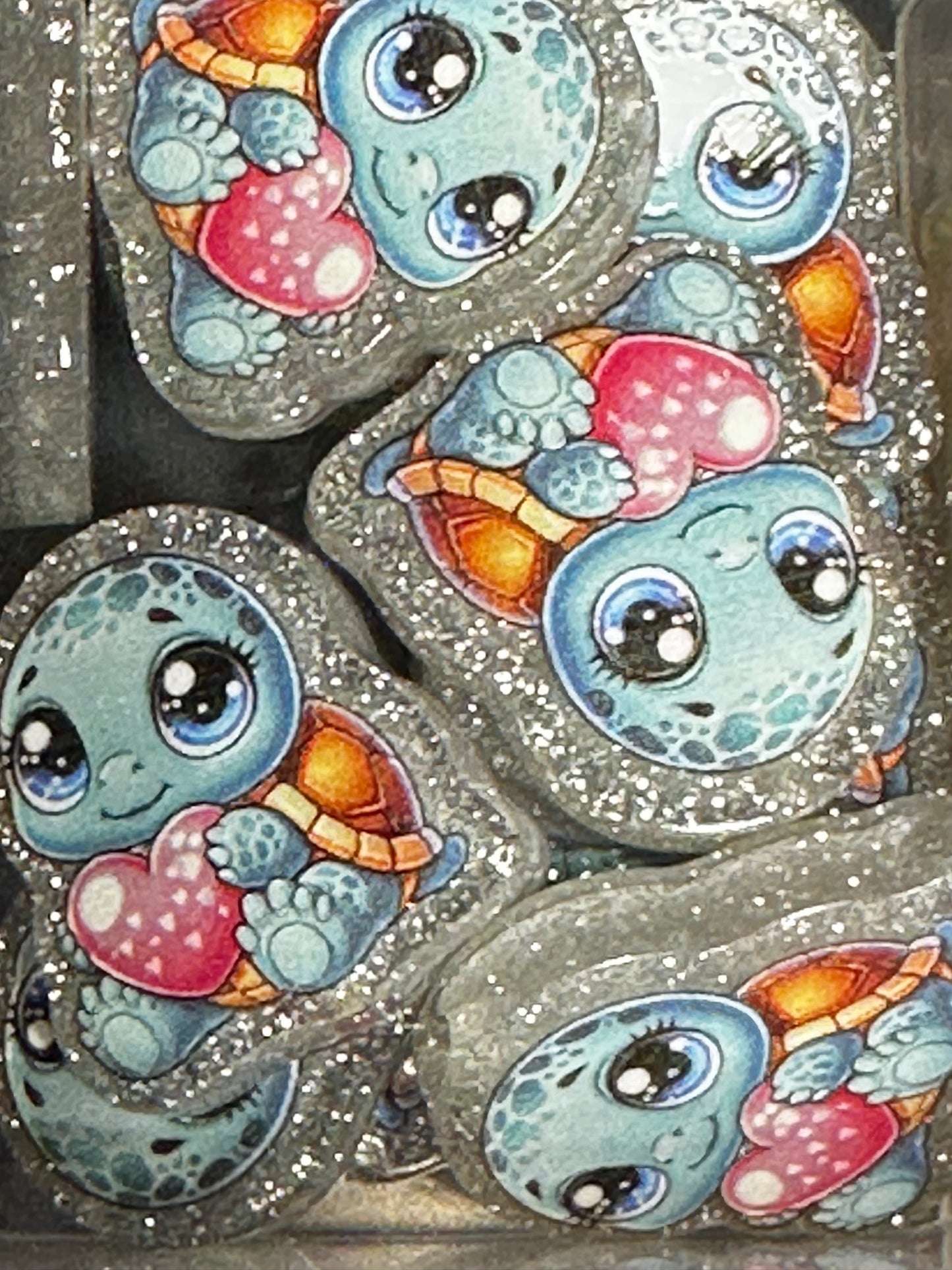 Glitter Turtle acrylic focal bead- set of 2/ focal bead/ pen beading / keychain bead/ holding heart