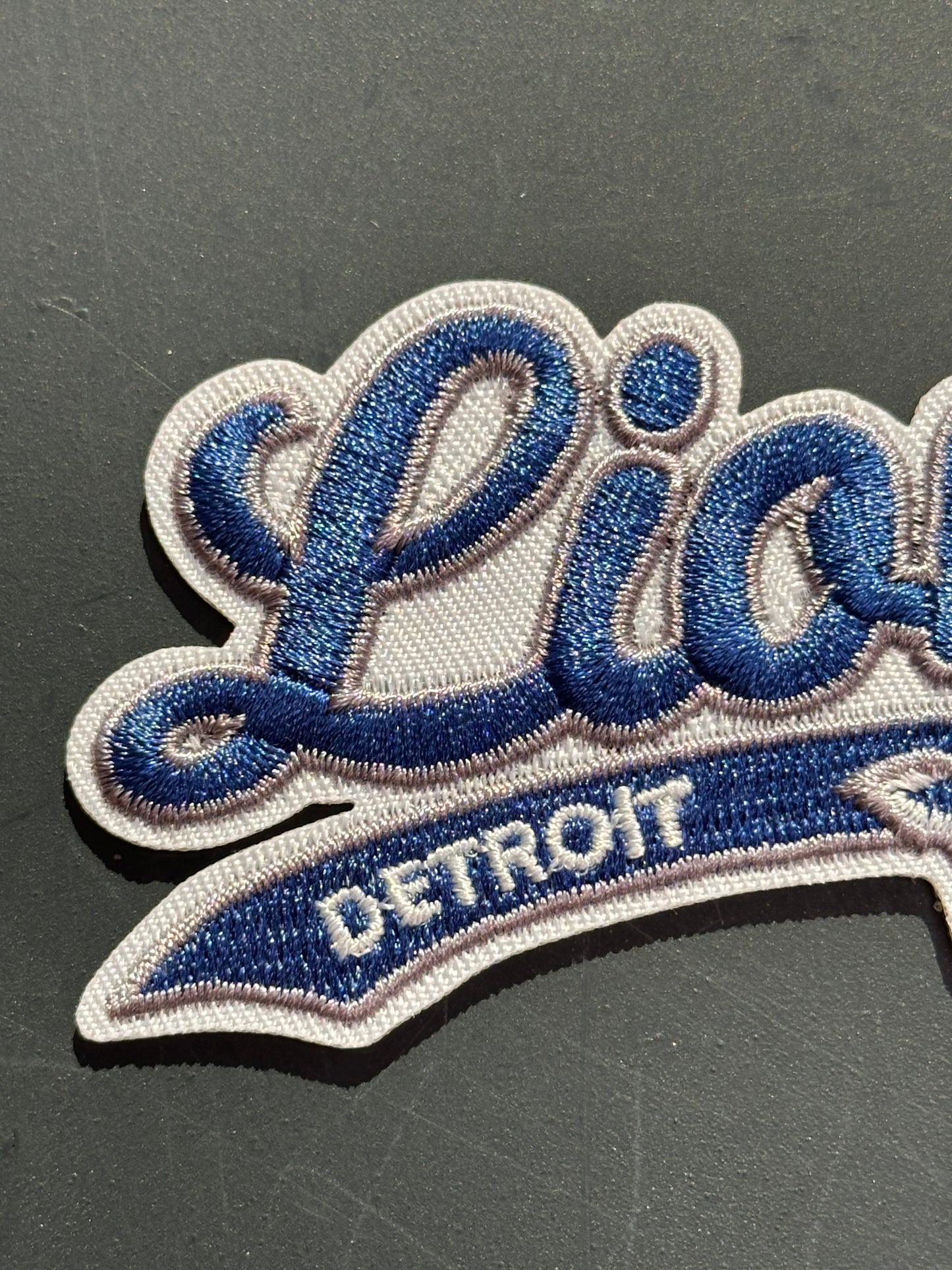 DETROIT LIONS EMBROIDERED IRON ON PATCH/ SIZE APPROX 4" x 2"/ QUALITY MATERIAL/FABRIC PATCHES/FOOTBALL TEAM