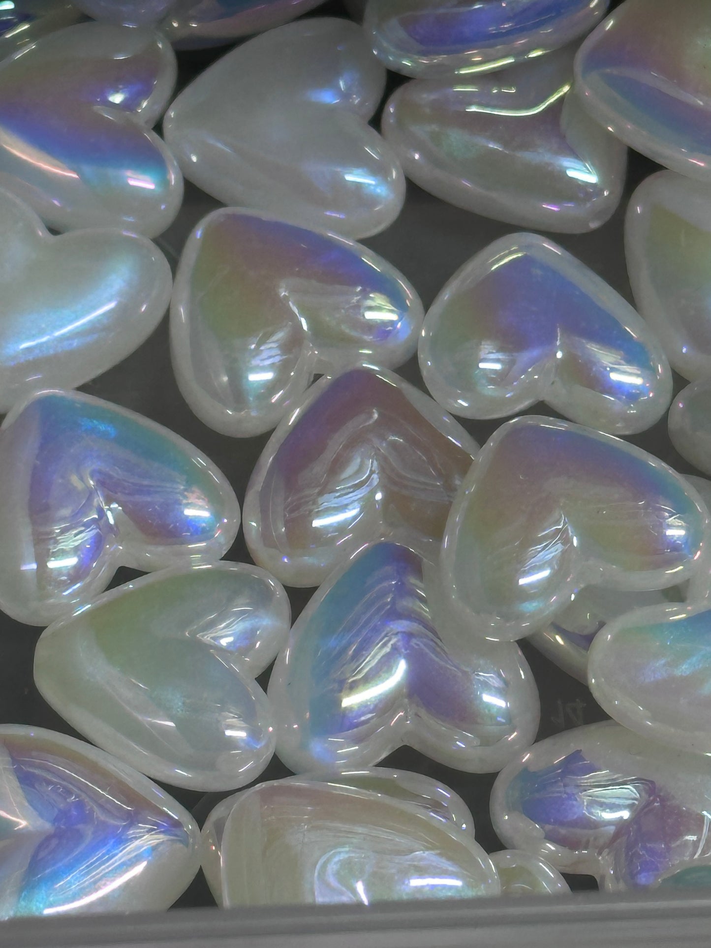 Iridescent white heart beads/ Five (5) acrylic heart shaped beads included/ jewelry Bead/ beadable pen beads/ keychain bead/ DIY