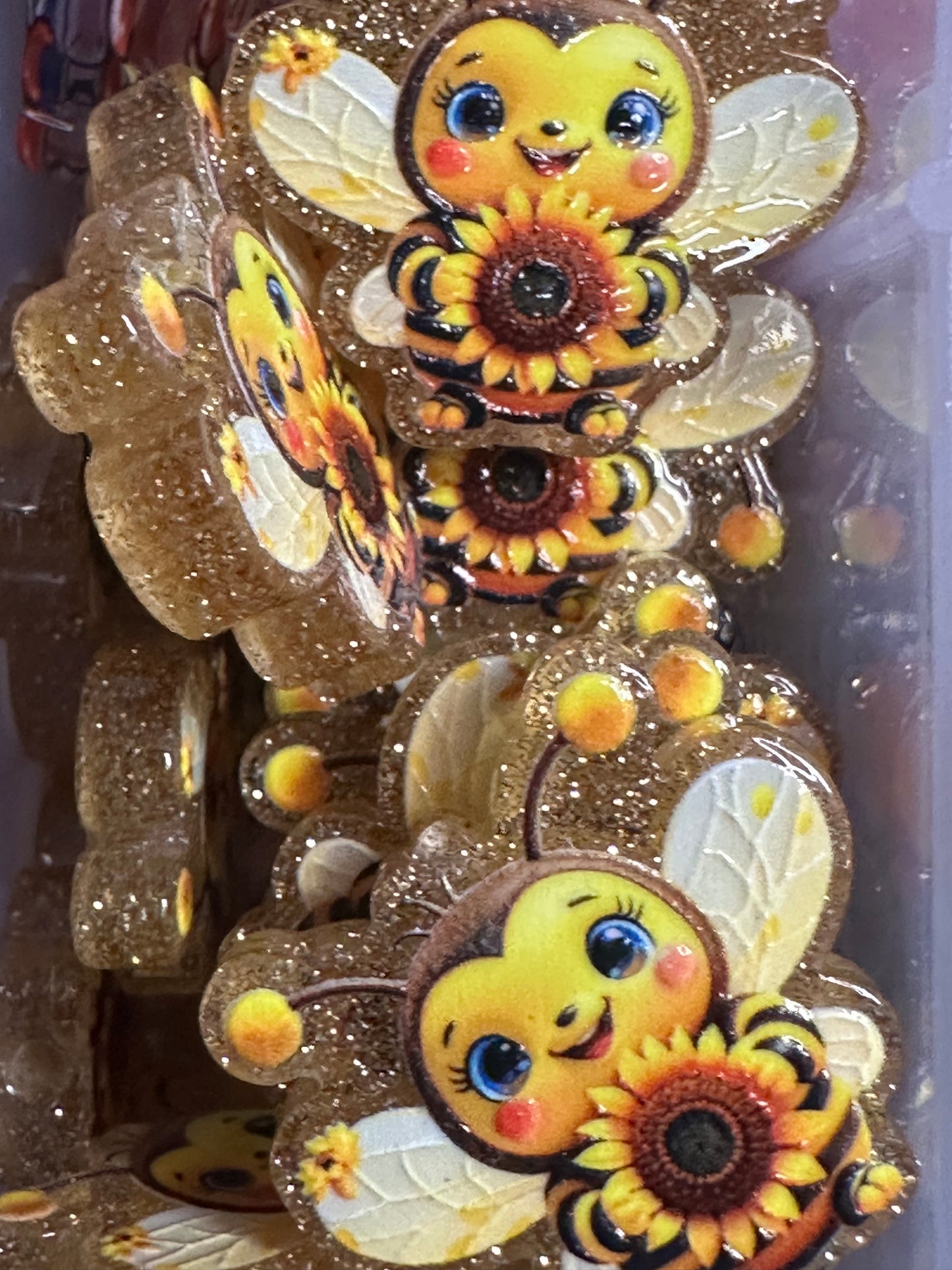 Bee acrylic focal bead- set of 2/ focal bead/ pen beading / keychain bead/