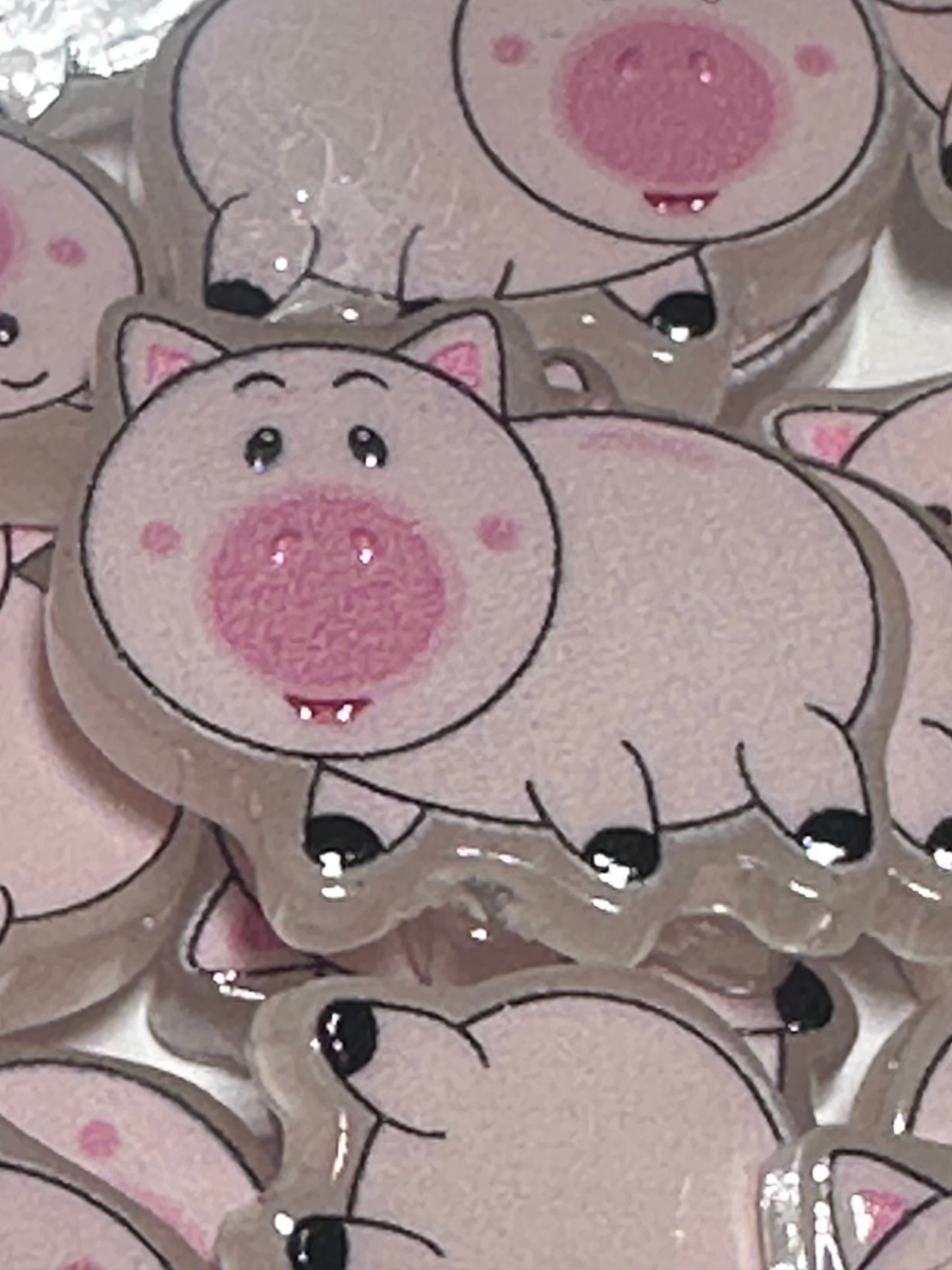Cute Pink Pig acrylic focal bead- set of 2/ focal bead/ pen beading / keychain bead/
