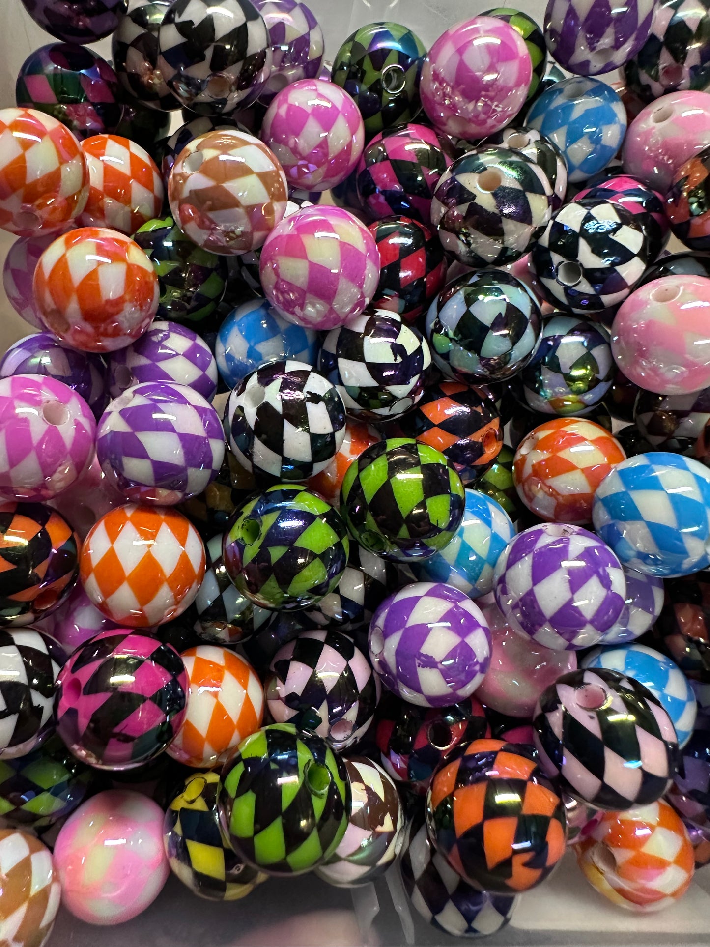 Harlequin Acrylic Beads – 16mm Glossy Round Patterned Beads for DIY Crafts