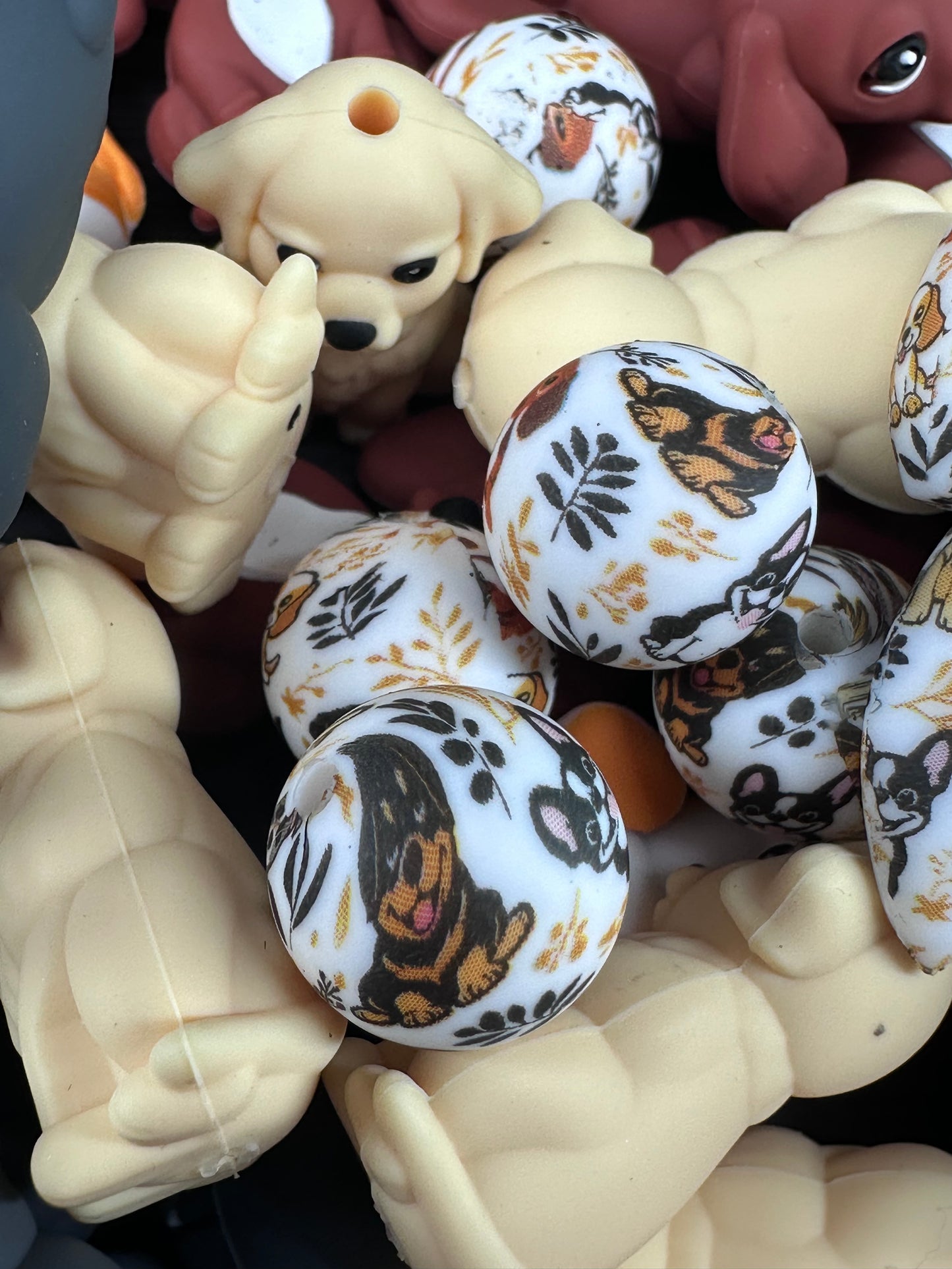 3D Dog silicone focal beads Golden Retriever, Pit Bull, Beagle, Rottweiler, Coon Hound, Frenchie - matching hoop and round beads