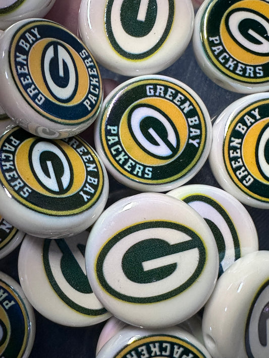 Green Bay Packers Acrylic bead- set of 5/ focal bead/ pen beading / keychain bead/ football /Approx. 23mm