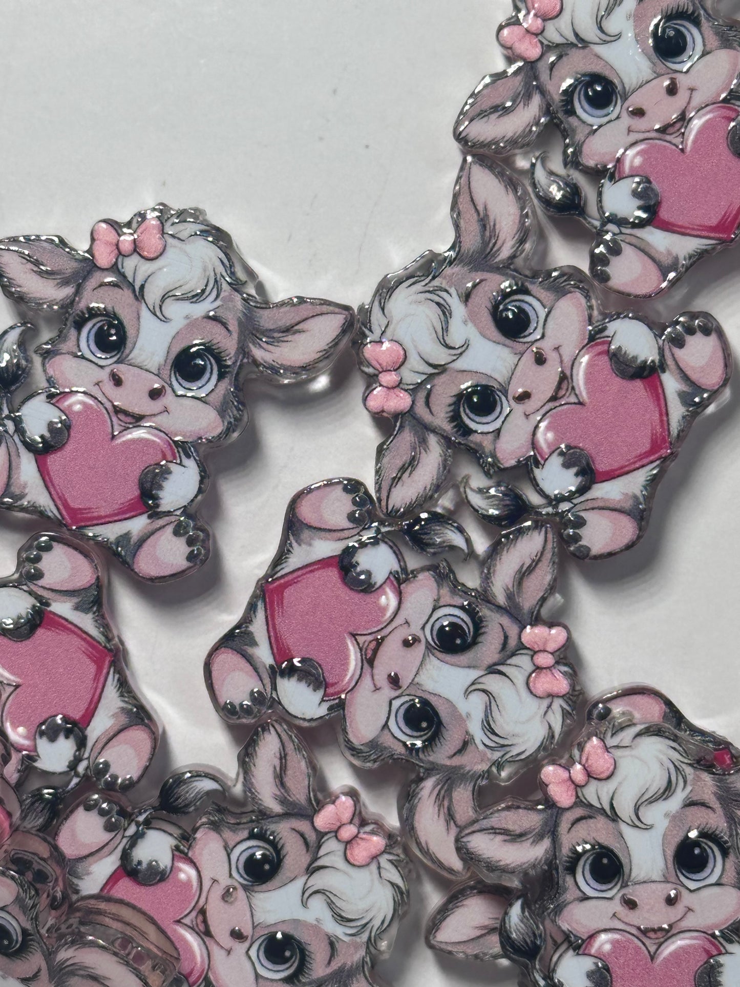 Cute girl cow acrylic focal bead- set of 2/ focal bead/ pen beading / keychain bead/pink cows with bow