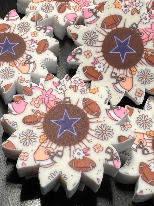 New Dallas Cowboys focal bead/ pen beading-bag charms-flower shaped silicone-football-