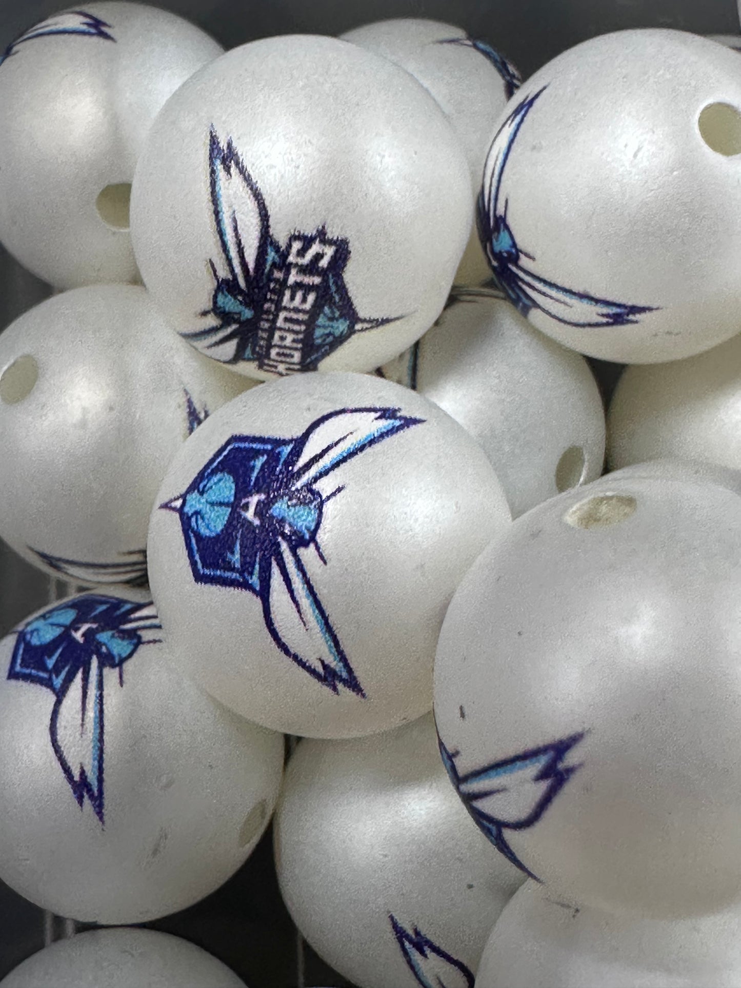 Charlotte Hornets Sports 16mm Sports Print Beads • Set of 10 • Great for Pens, Keychains & Crafts-