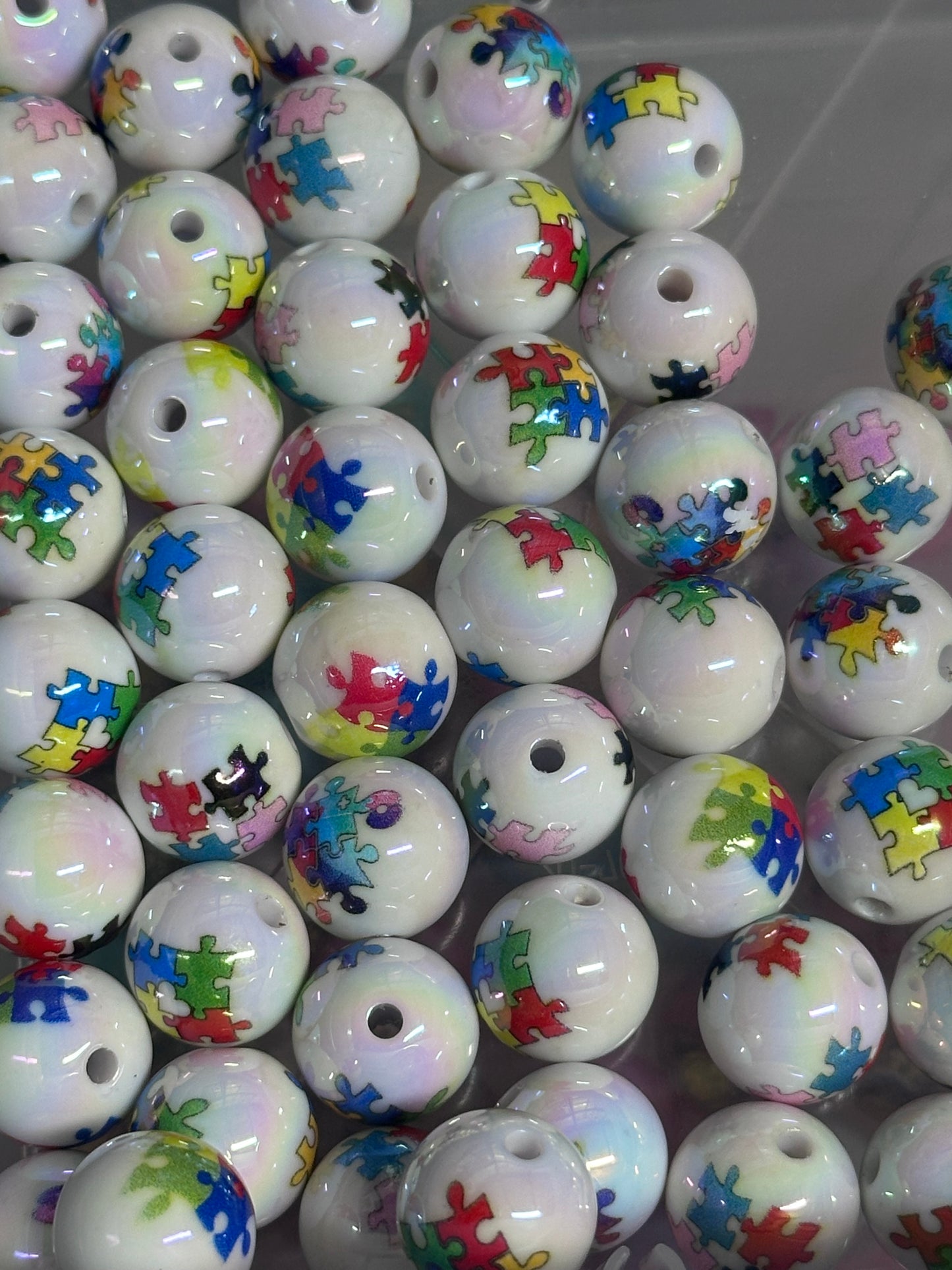 Acrylic white beads with colorful puzzle pieces on them included/ Bead/ beadable pen/ keychain bead/ Autism awareness / Ten (10) beads-16mm